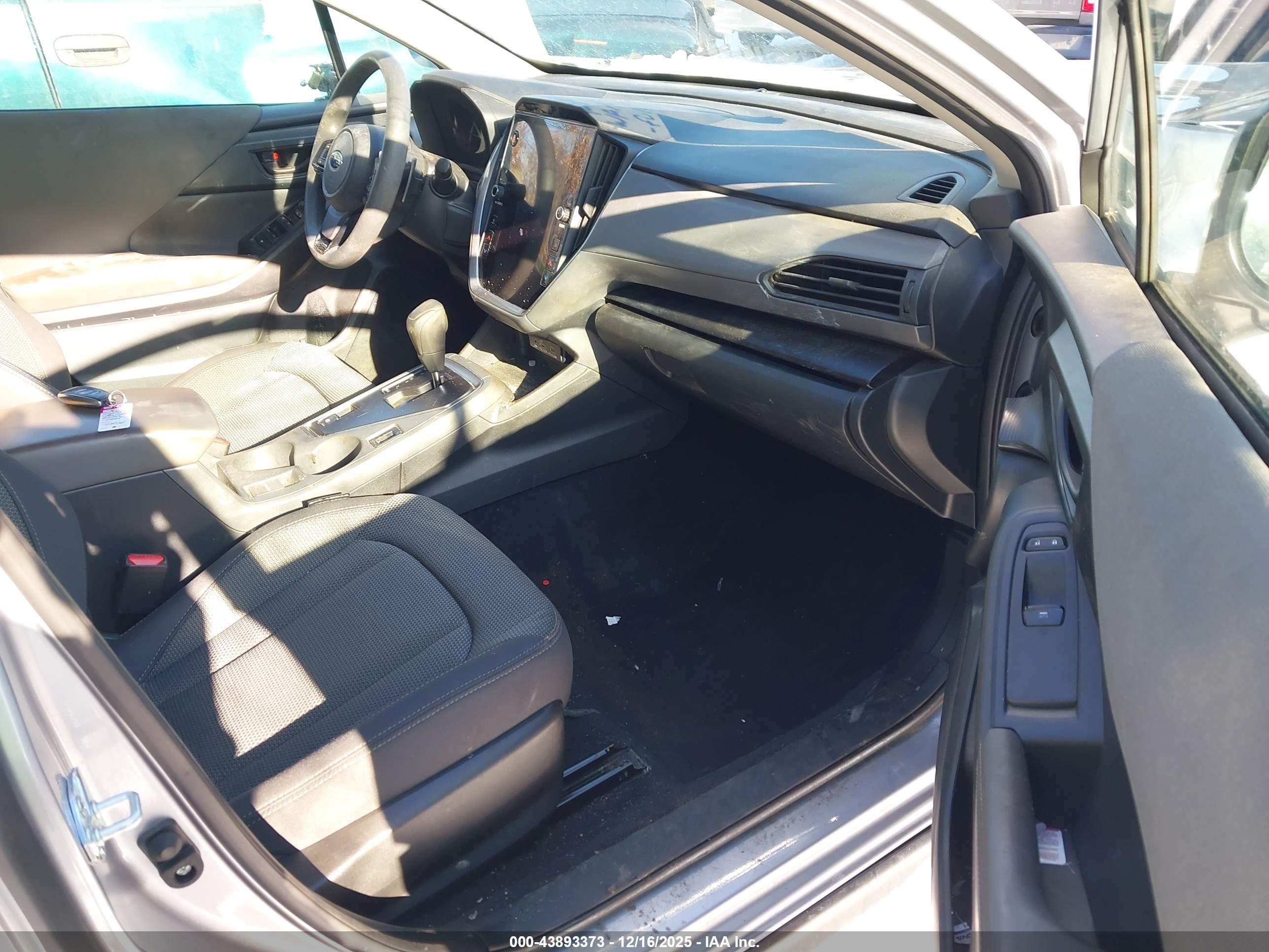 SUBARU CROSSTREK image 5