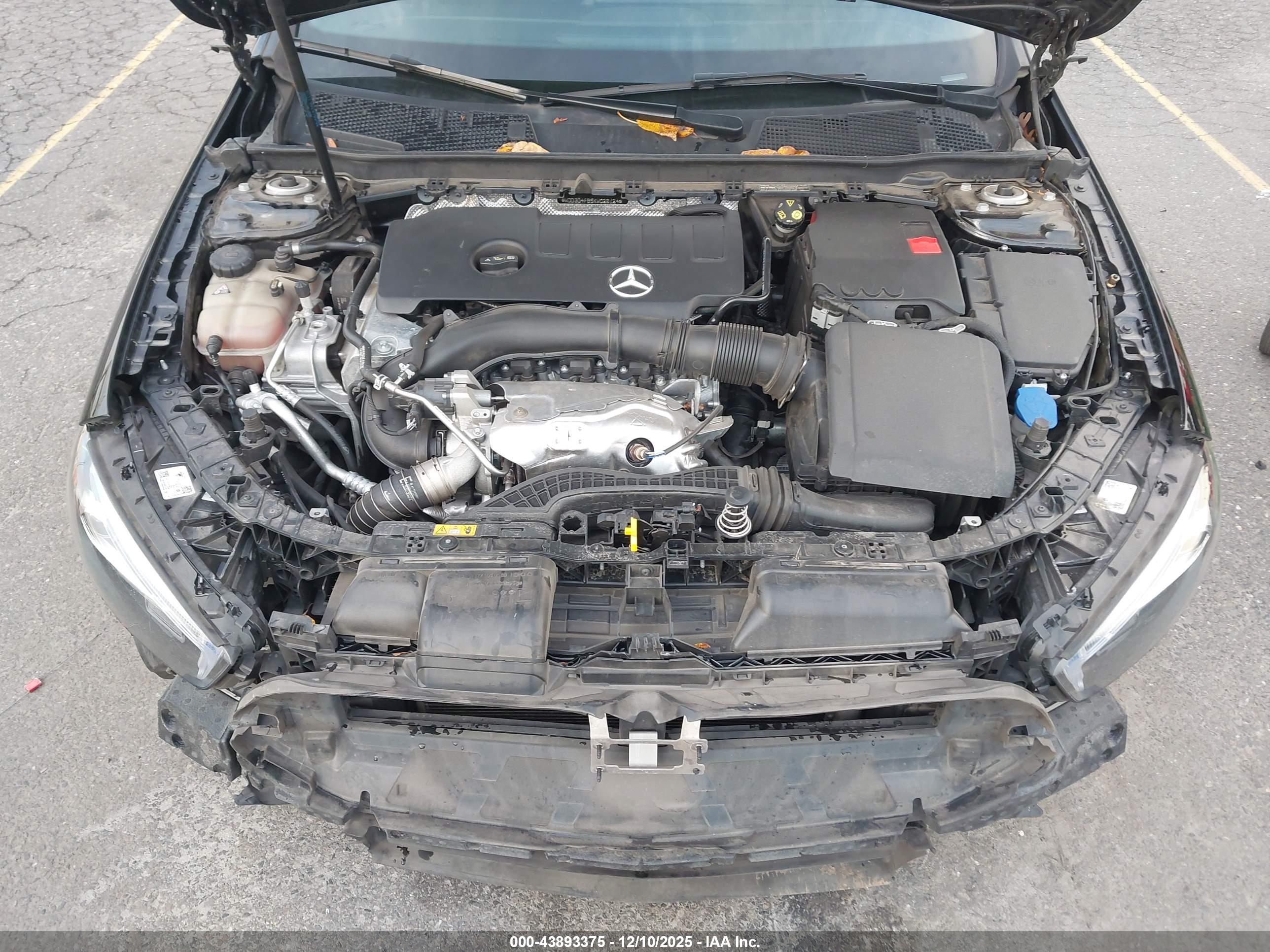 MERCEDES-BENZ A image 10