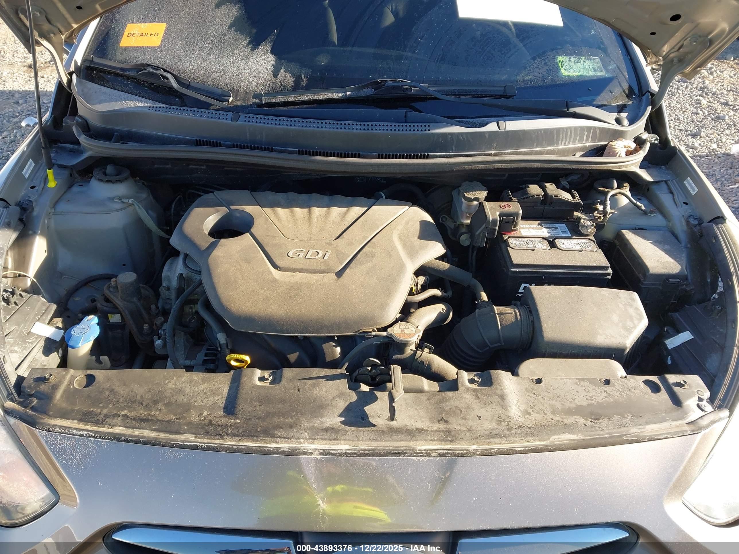 HYUNDAI ACCENT image 10