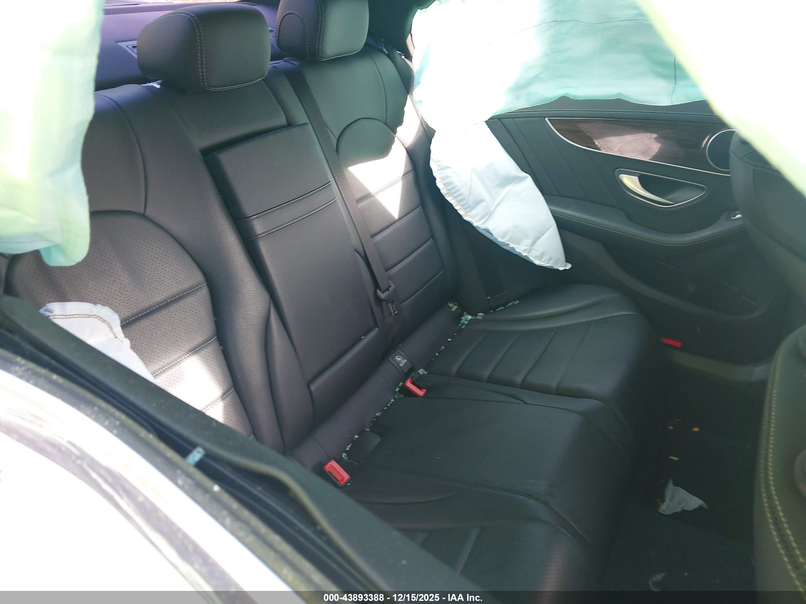 MERCEDES-BENZ C image 8