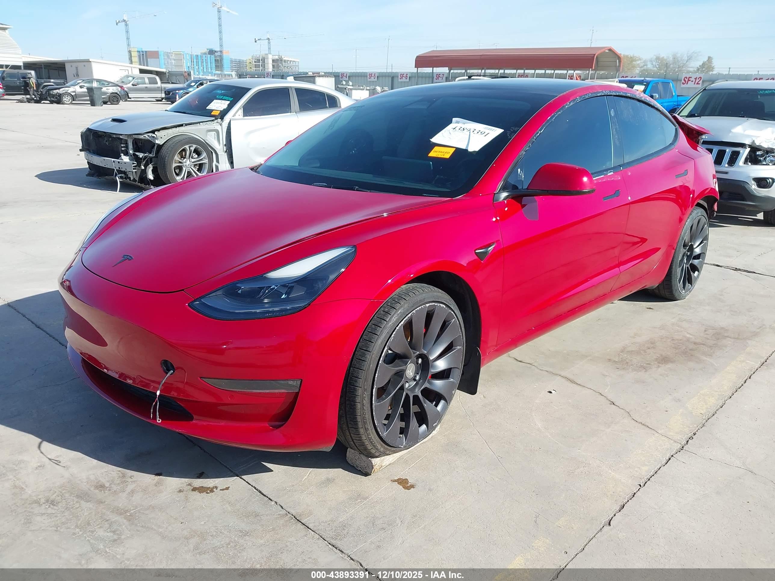 TESLA MODEL image 2