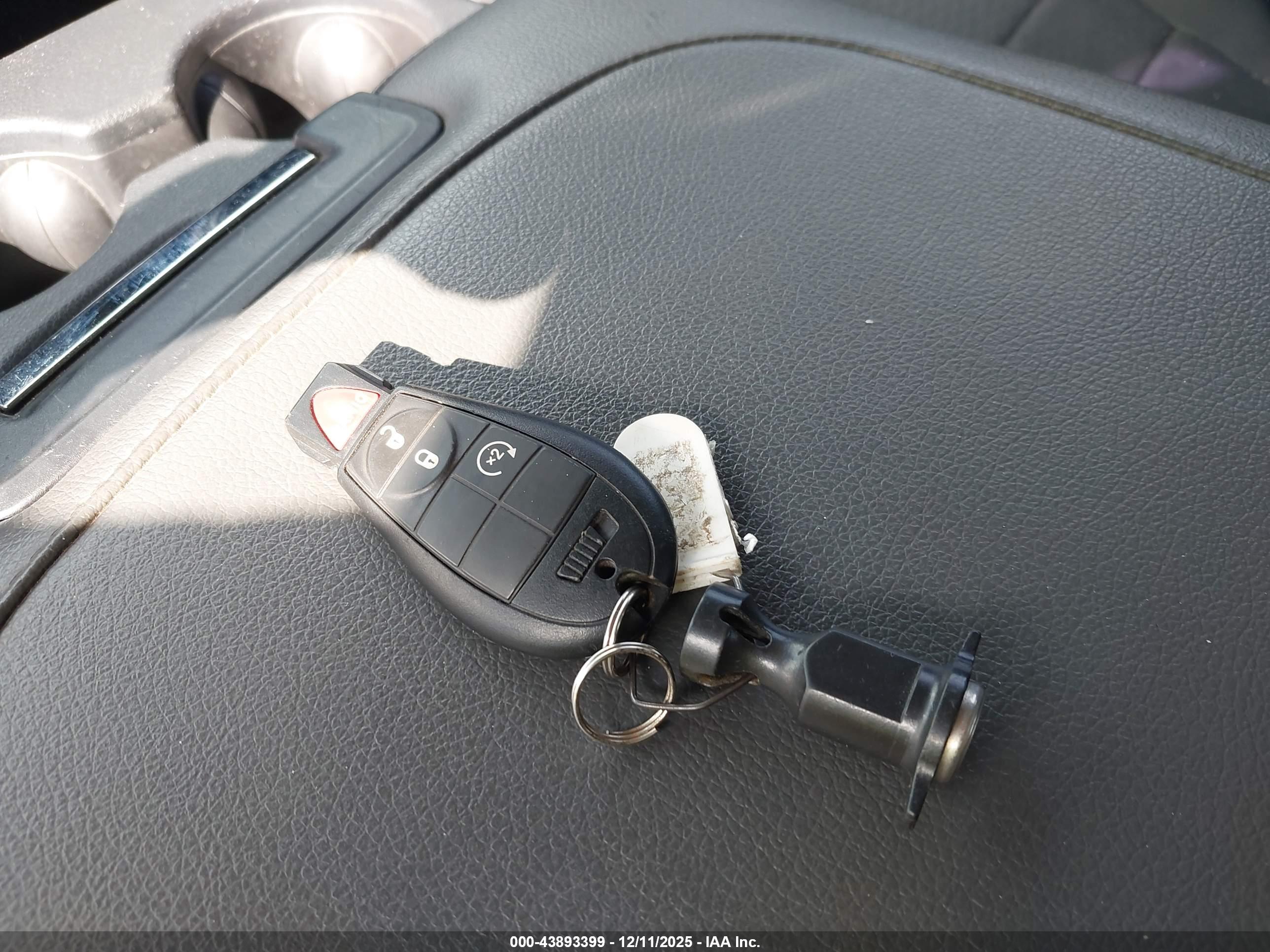DODGE RAM image 11
