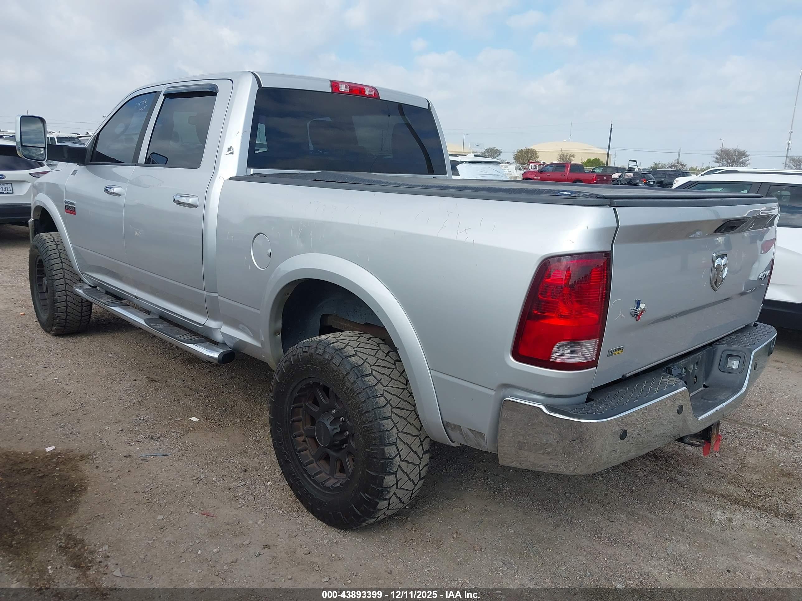 DODGE RAM image 3