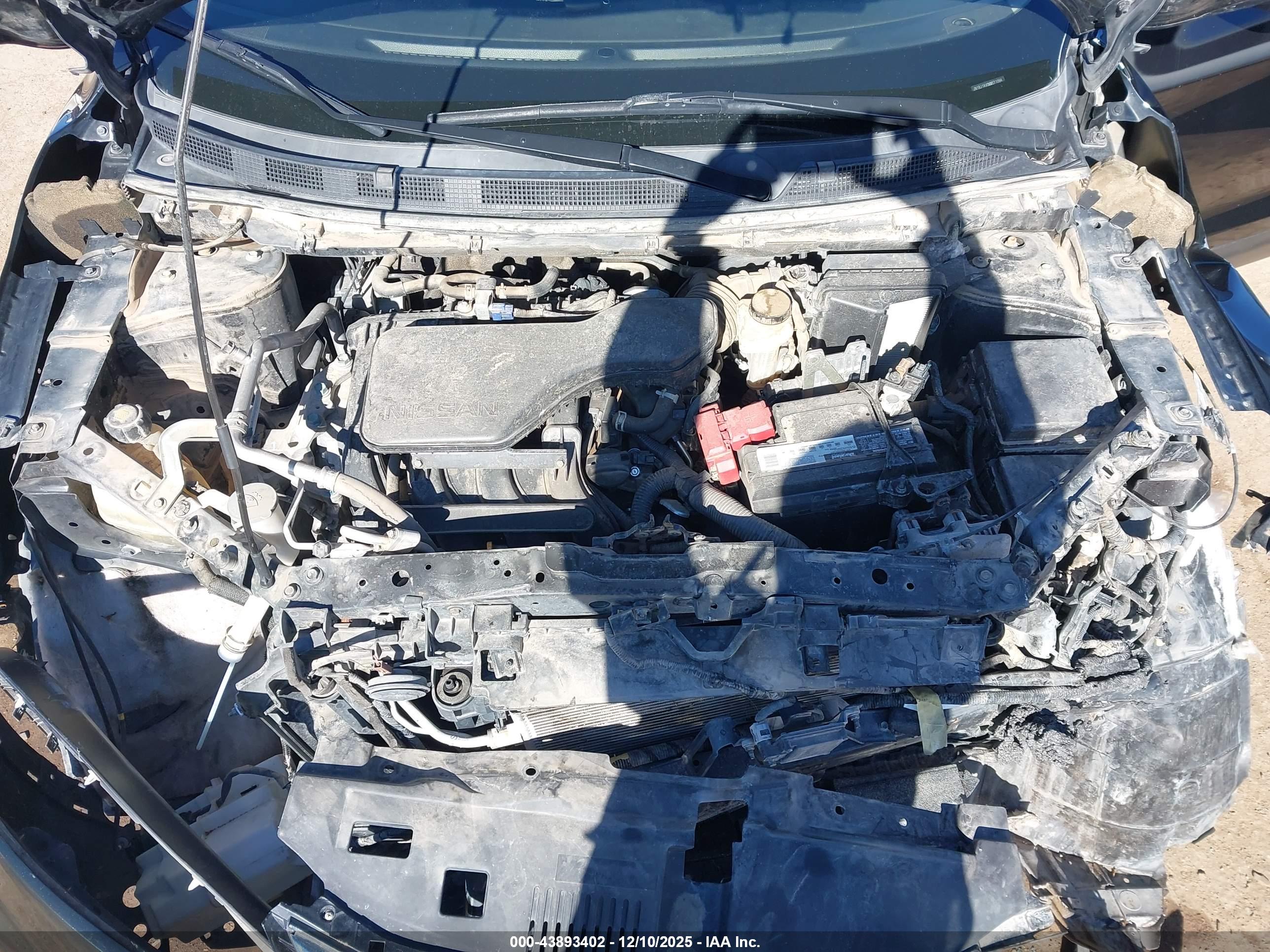 NISSAN ROGUE image 10
