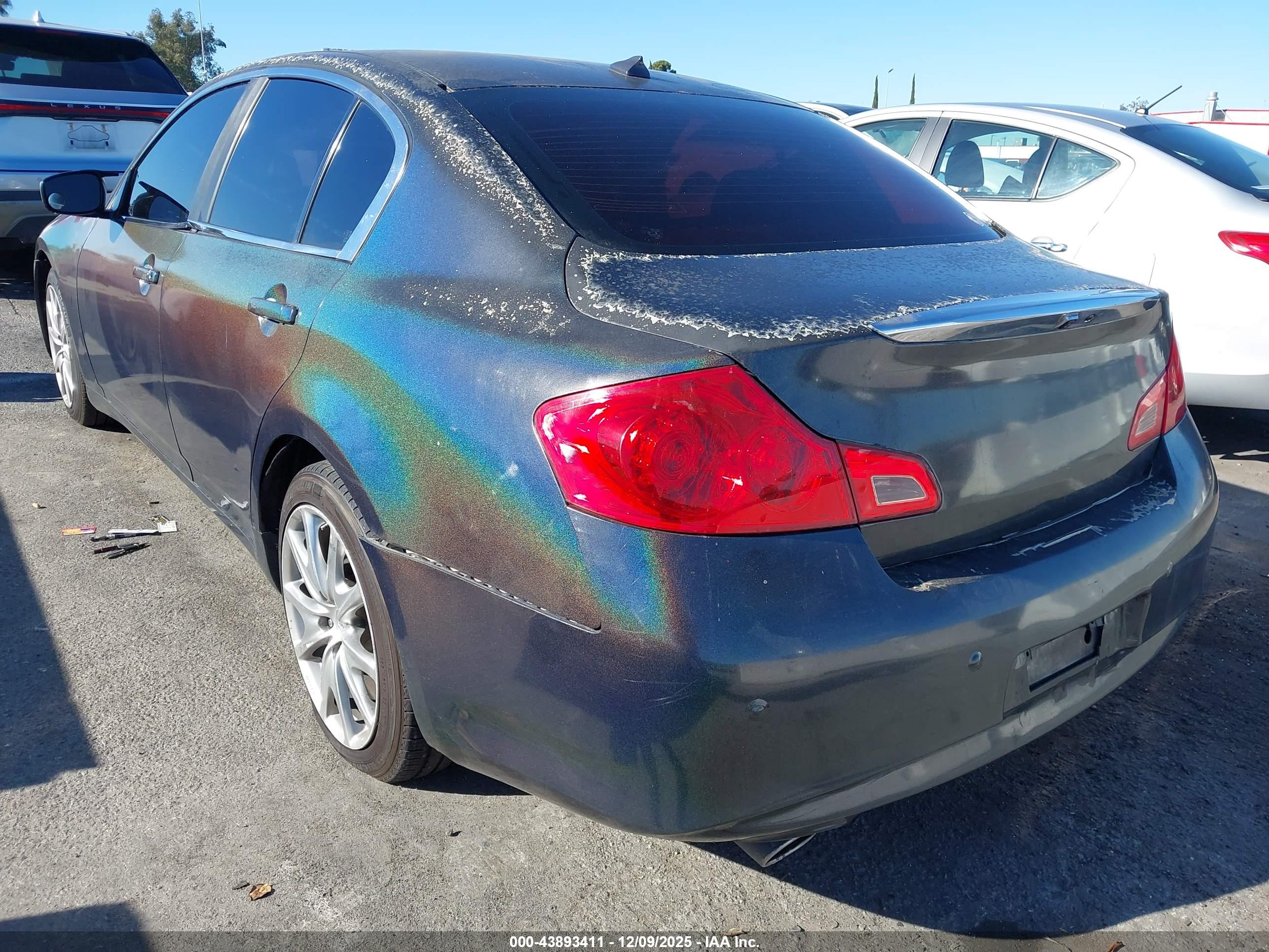 INFINITI G37 image 3