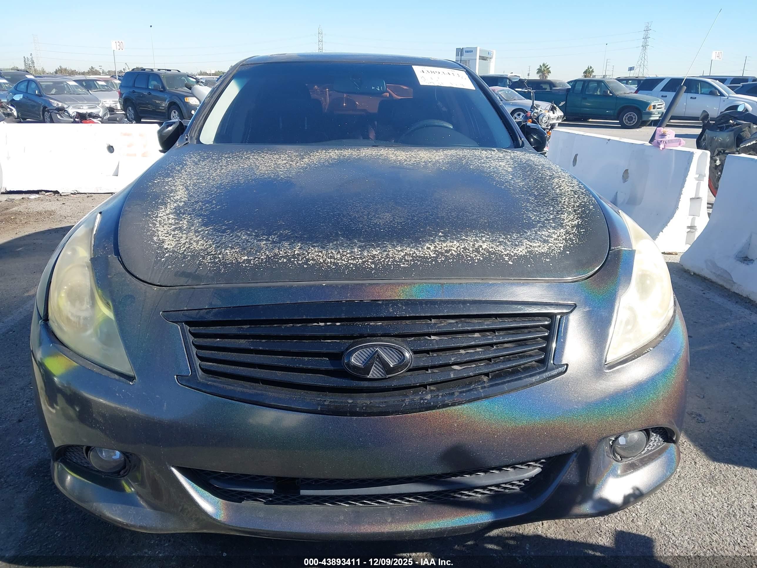 INFINITI G37 image 6