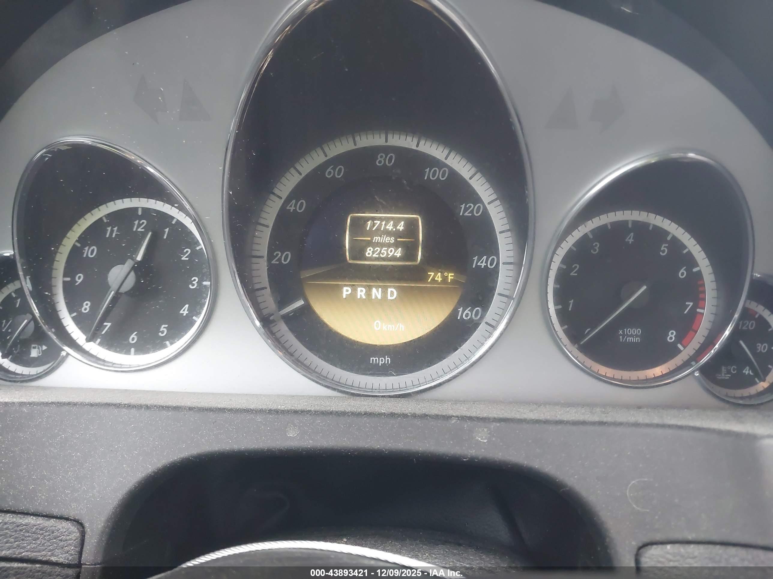 MERCEDES-BENZ E image 7