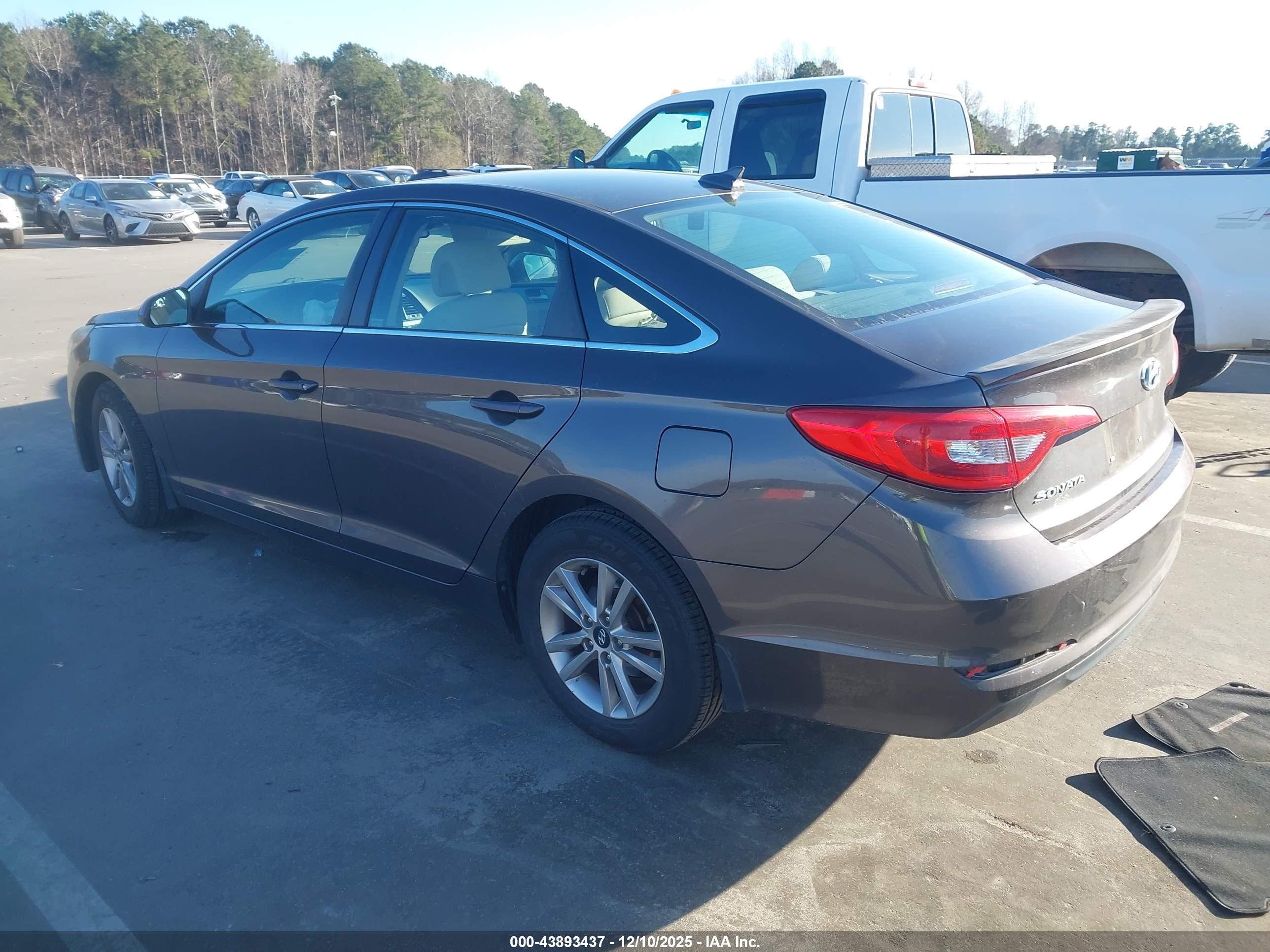 HYUNDAI SONATA image 3