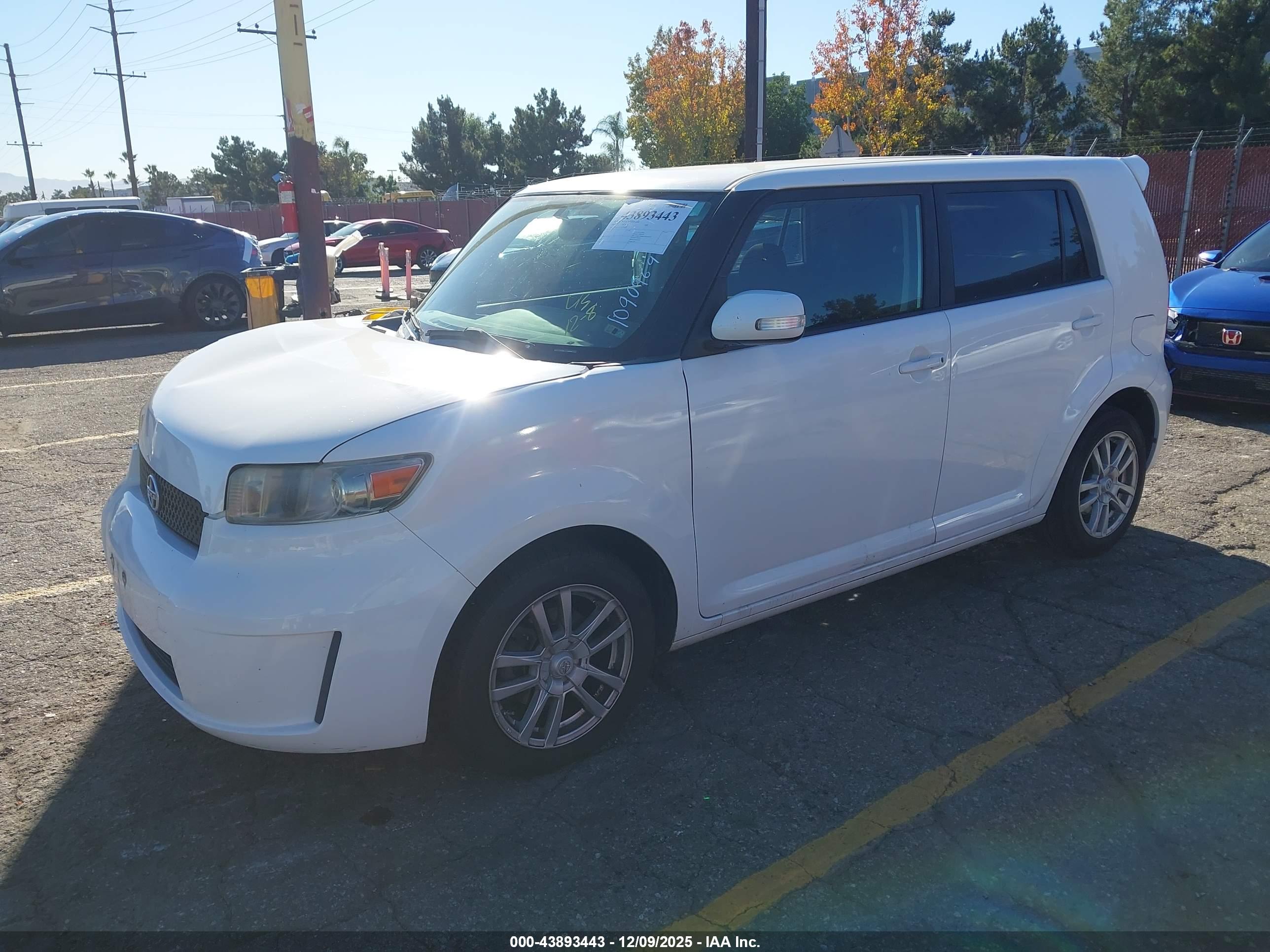 SCION XB image 2