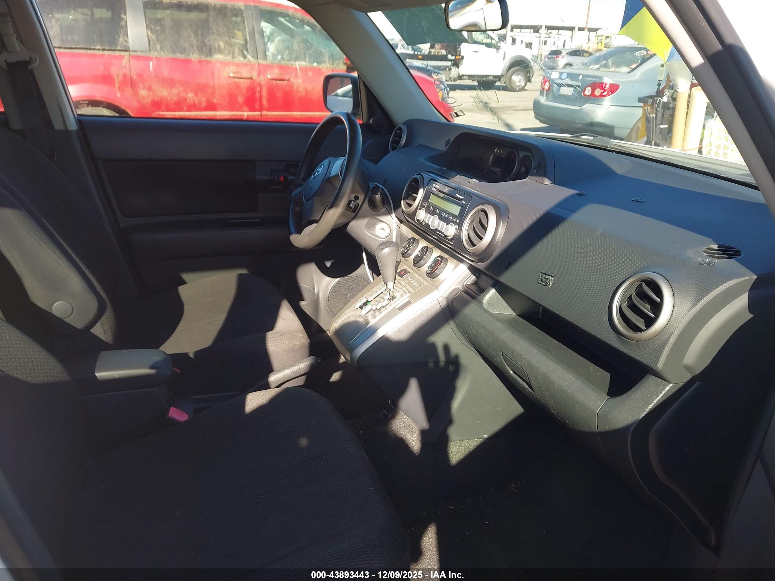 SCION XB image 5