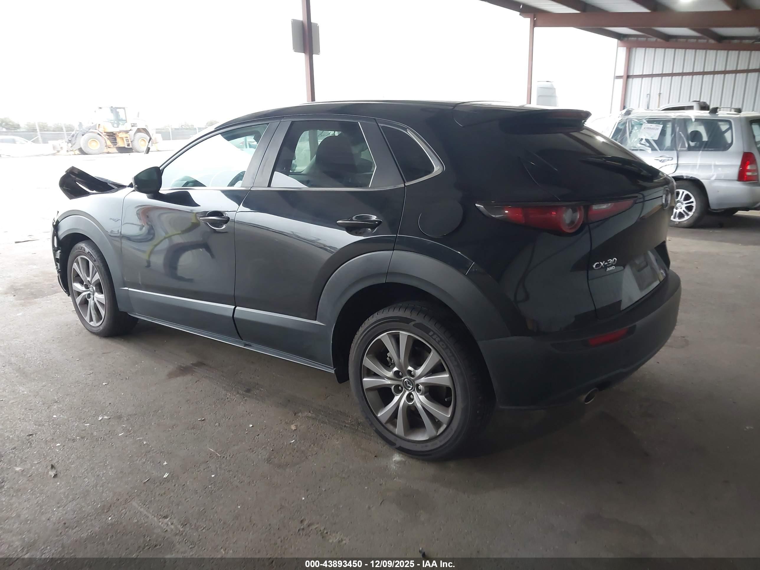 MAZDA CX-30 image 3