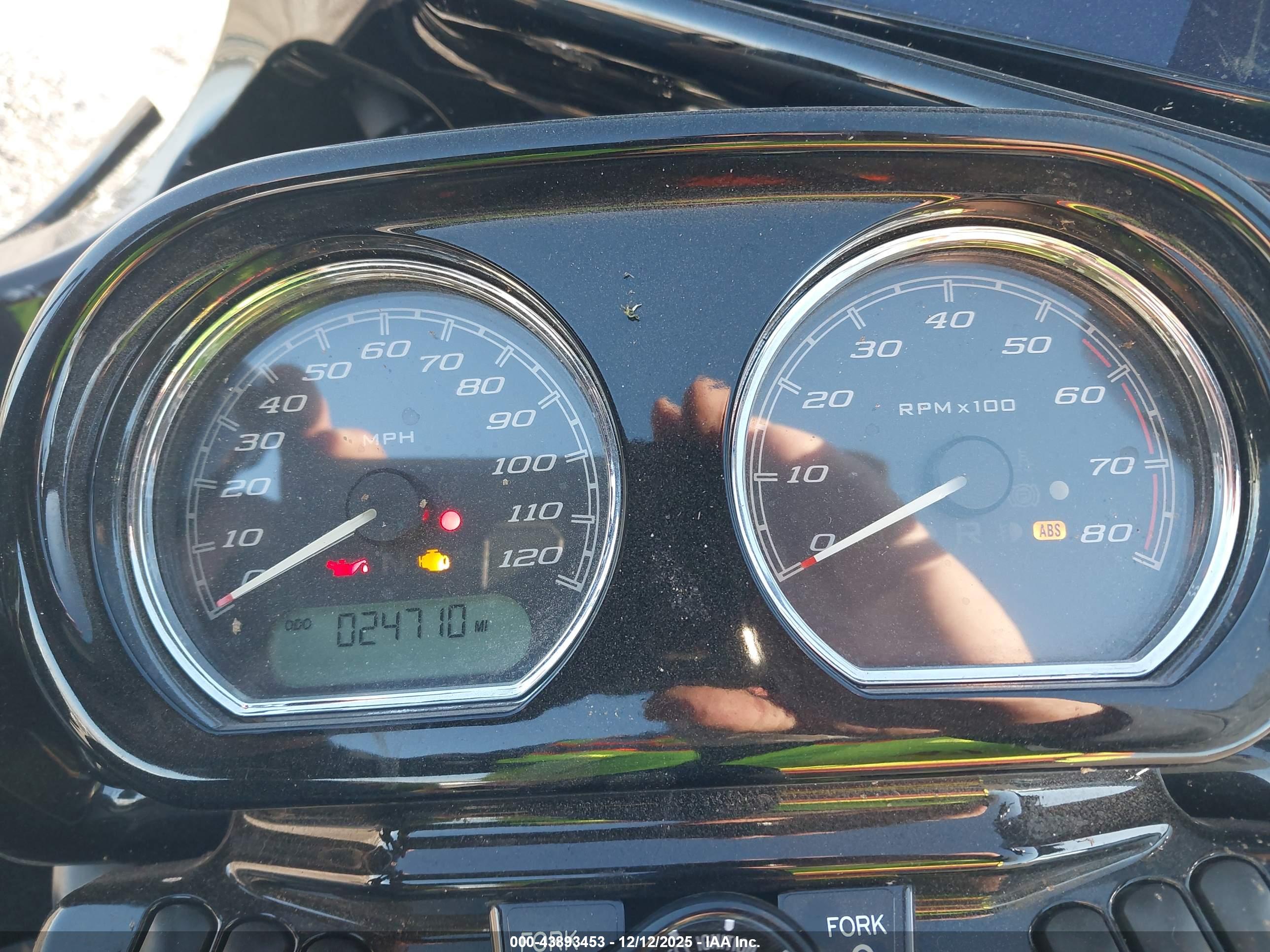HARLEY-DAVIDSON FLTRXS image 7