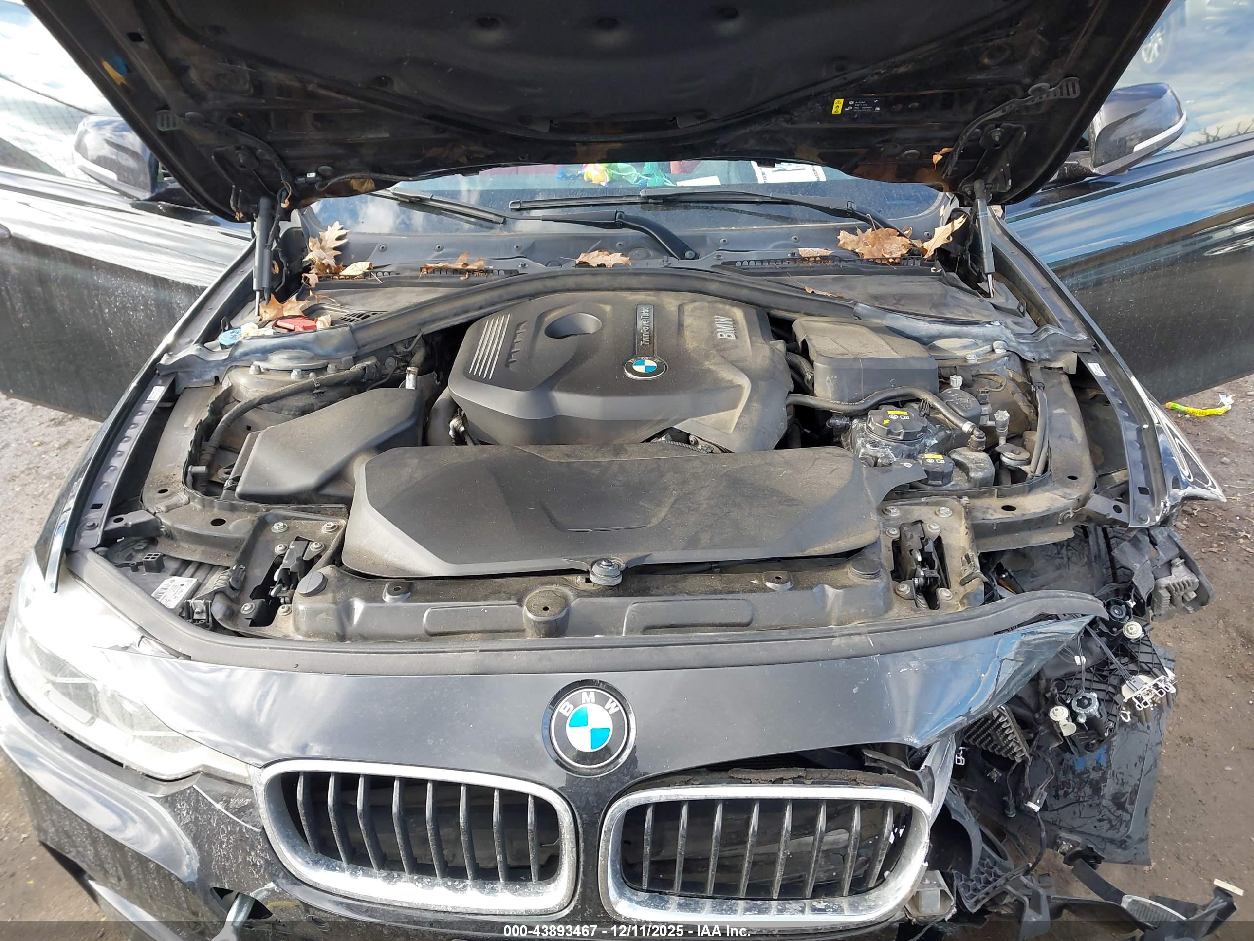 BMW 330I image 10