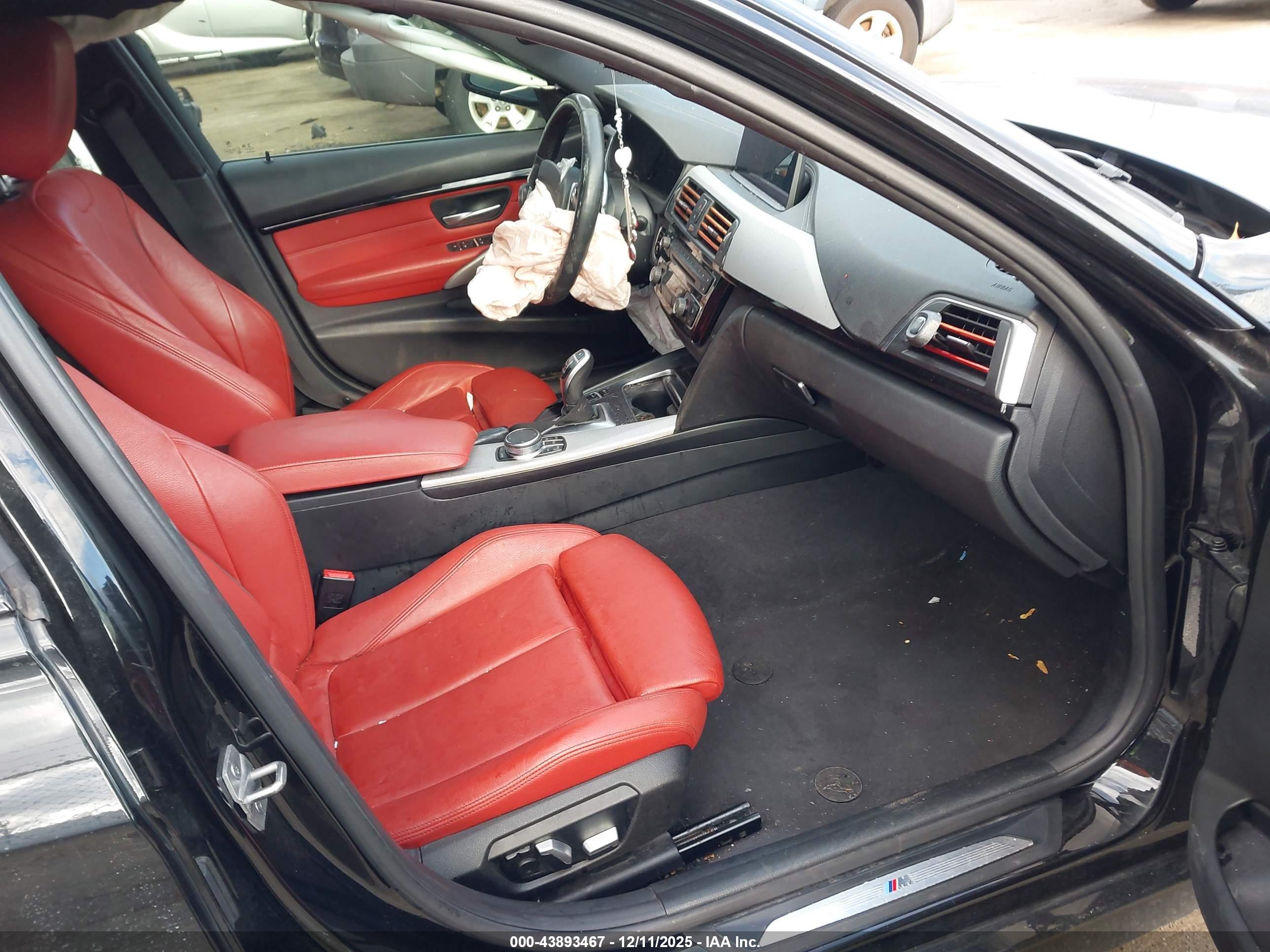 BMW 330I image 5