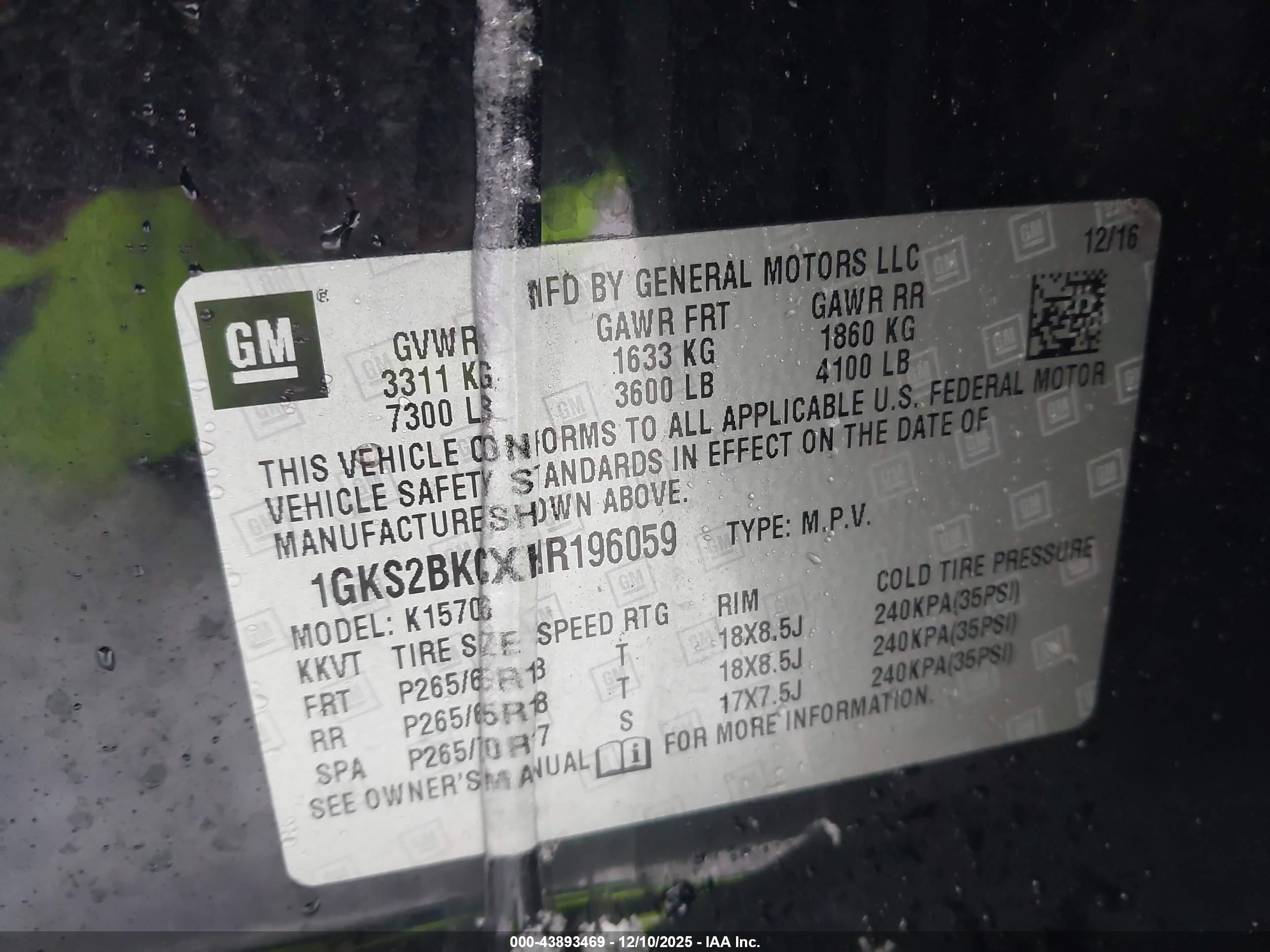 GMC YUKON image 9