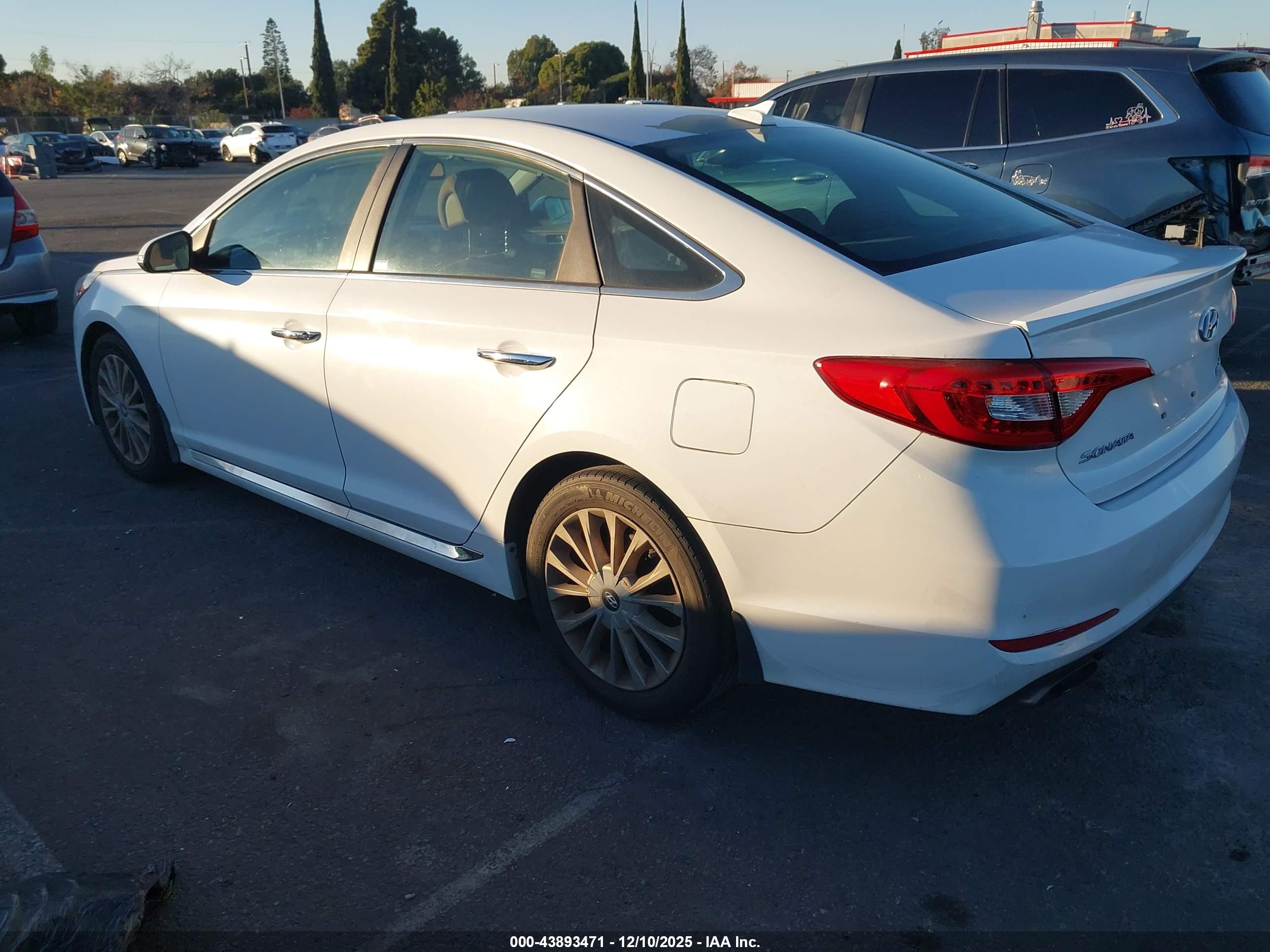 HYUNDAI SONATA image 3