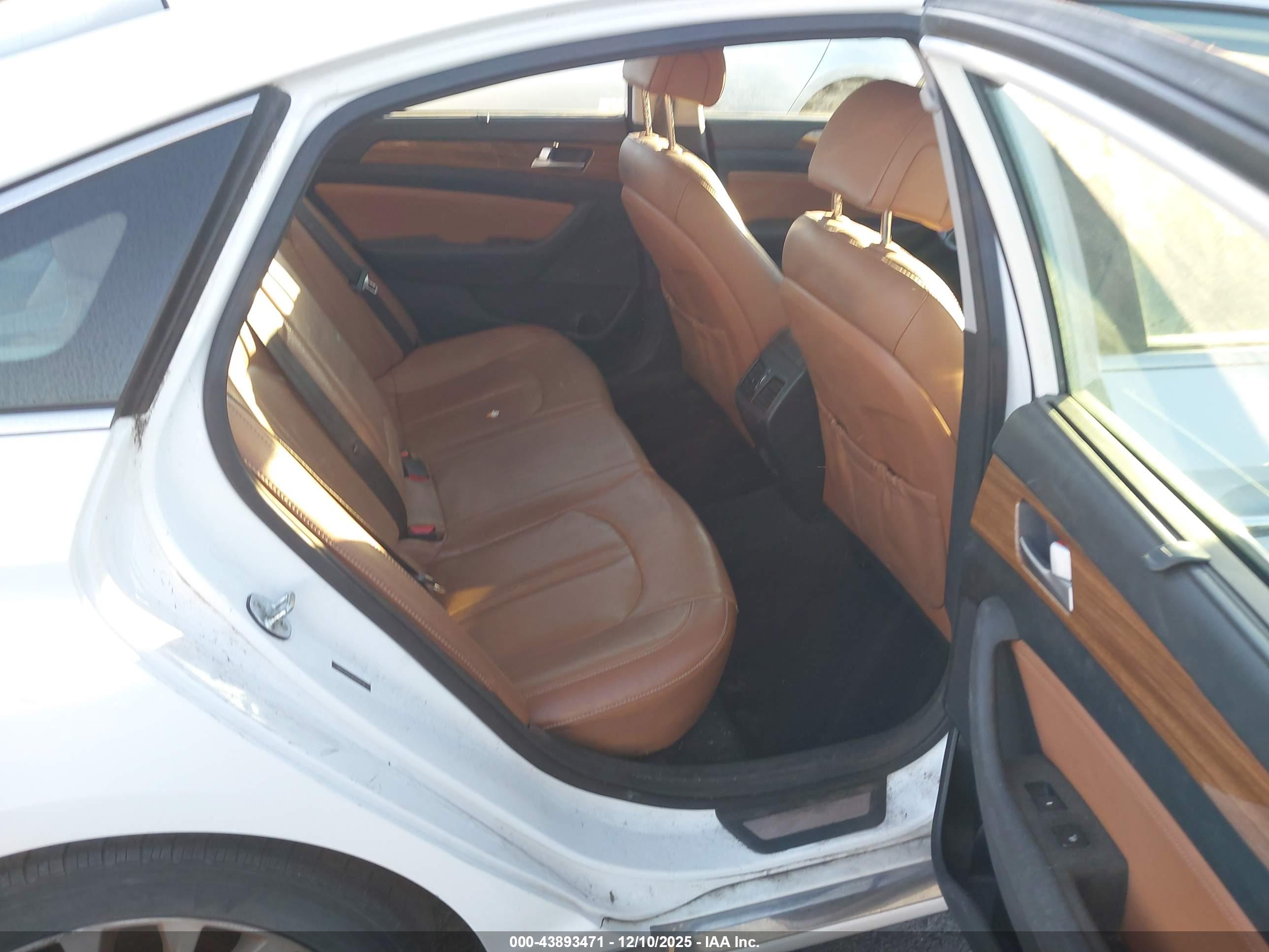 HYUNDAI SONATA image 8