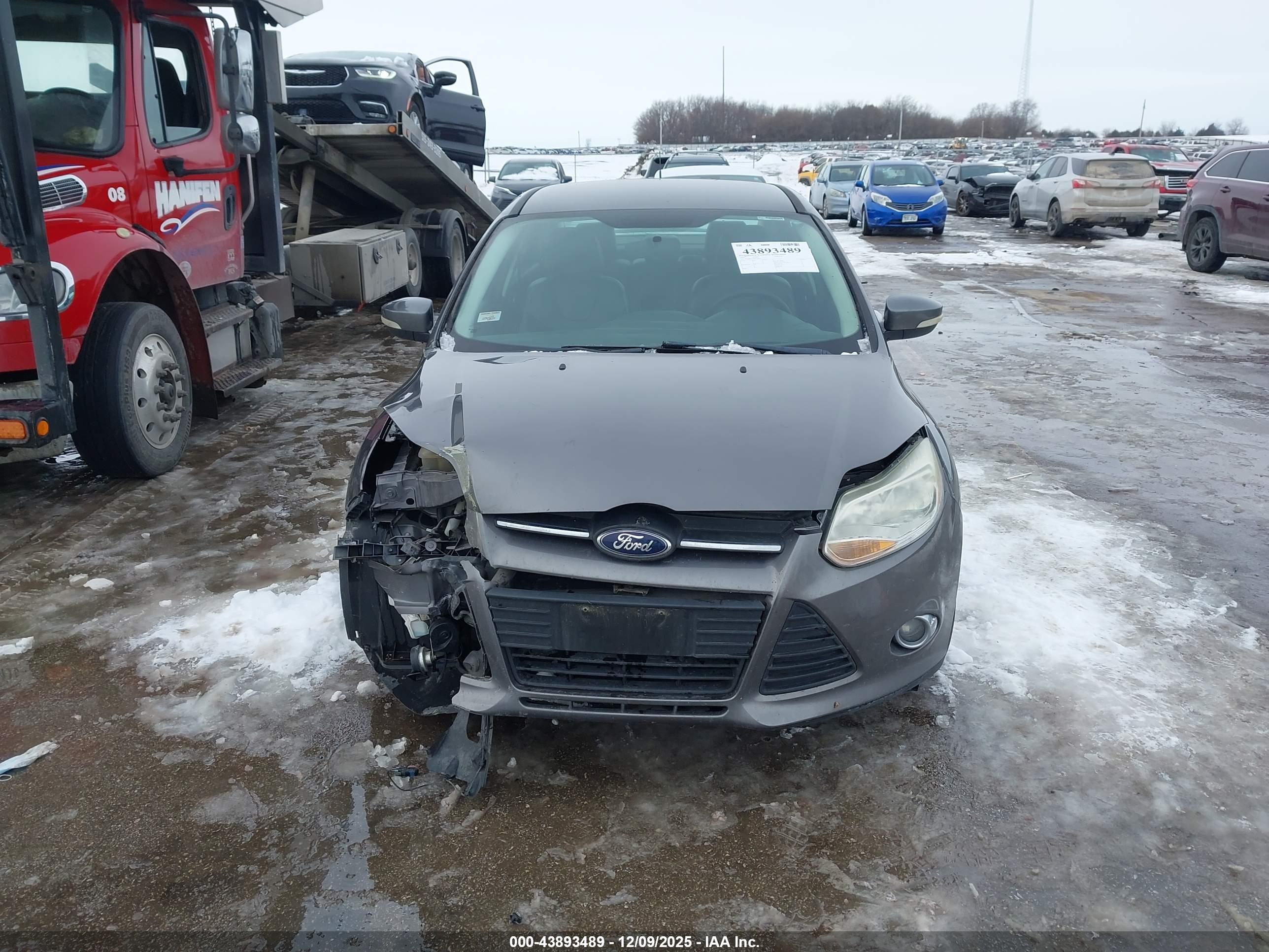 FORD FOCUS image 6