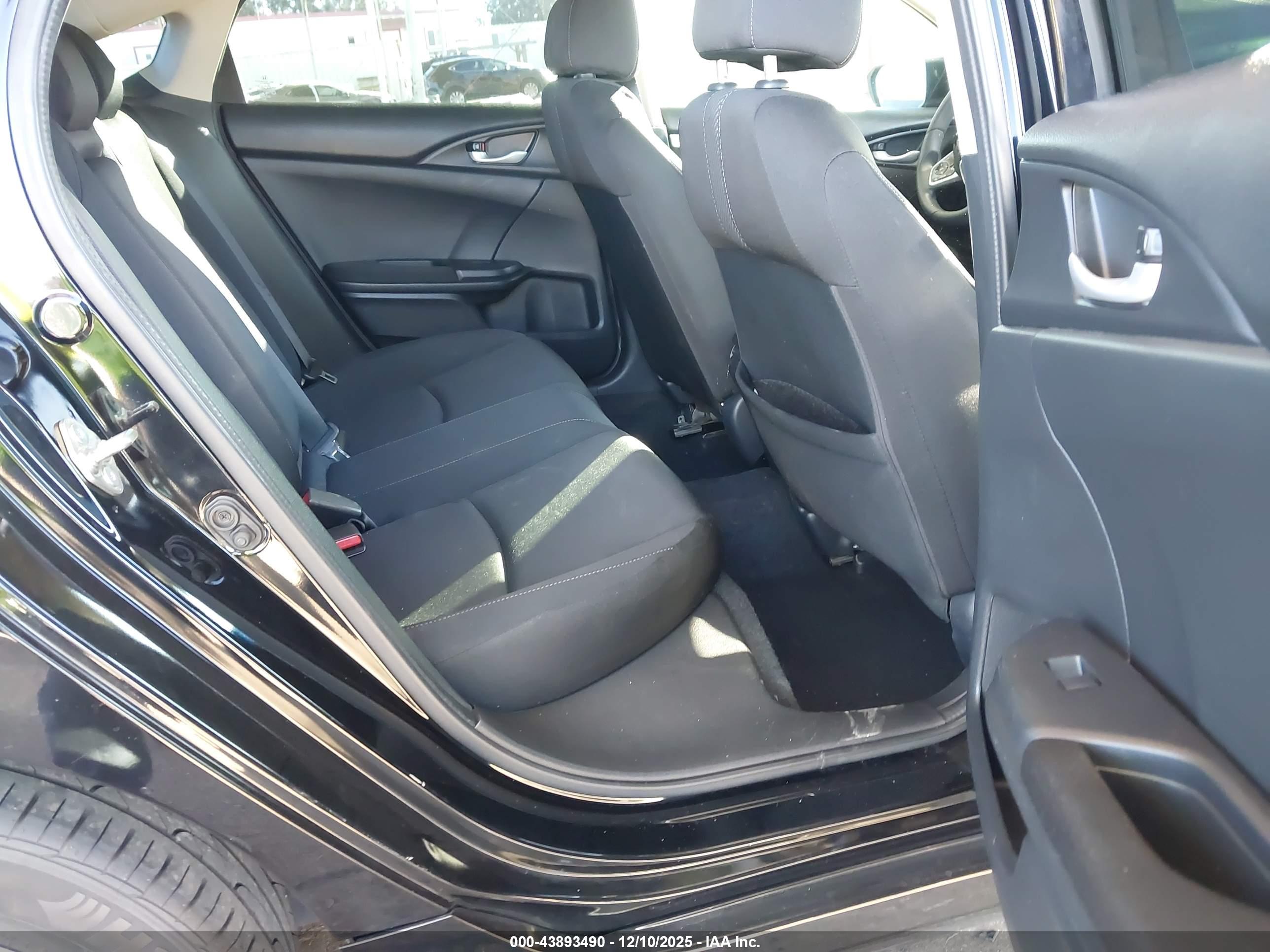 HONDA CIVIC image 8