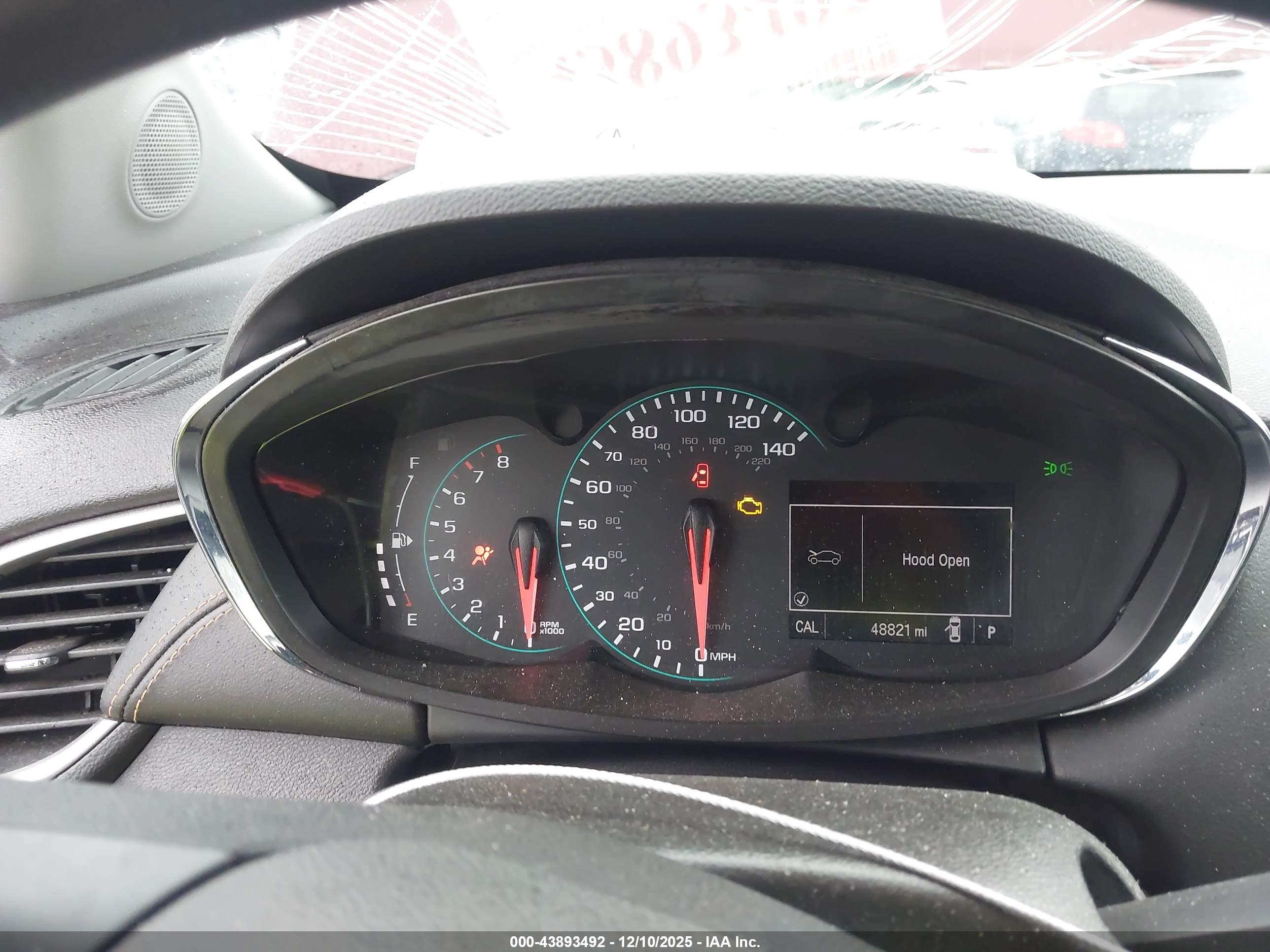 CHEVROLET TRAX image 7