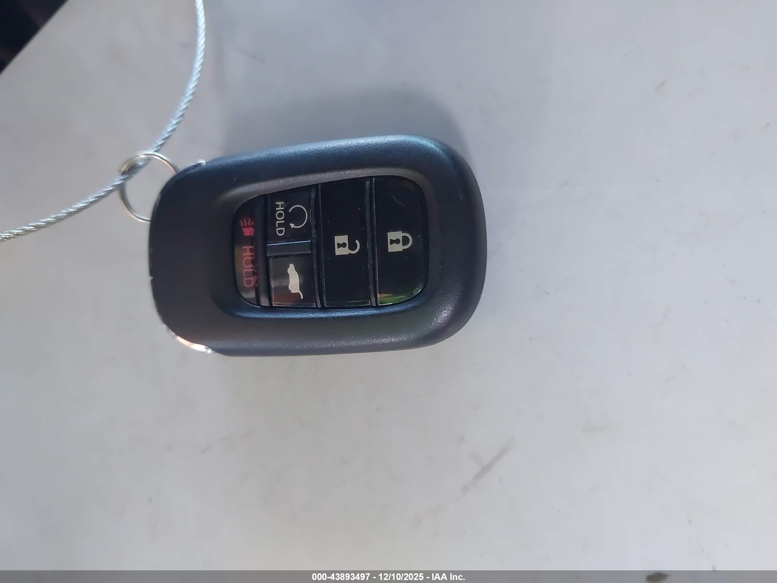 HONDA CR-V image 11