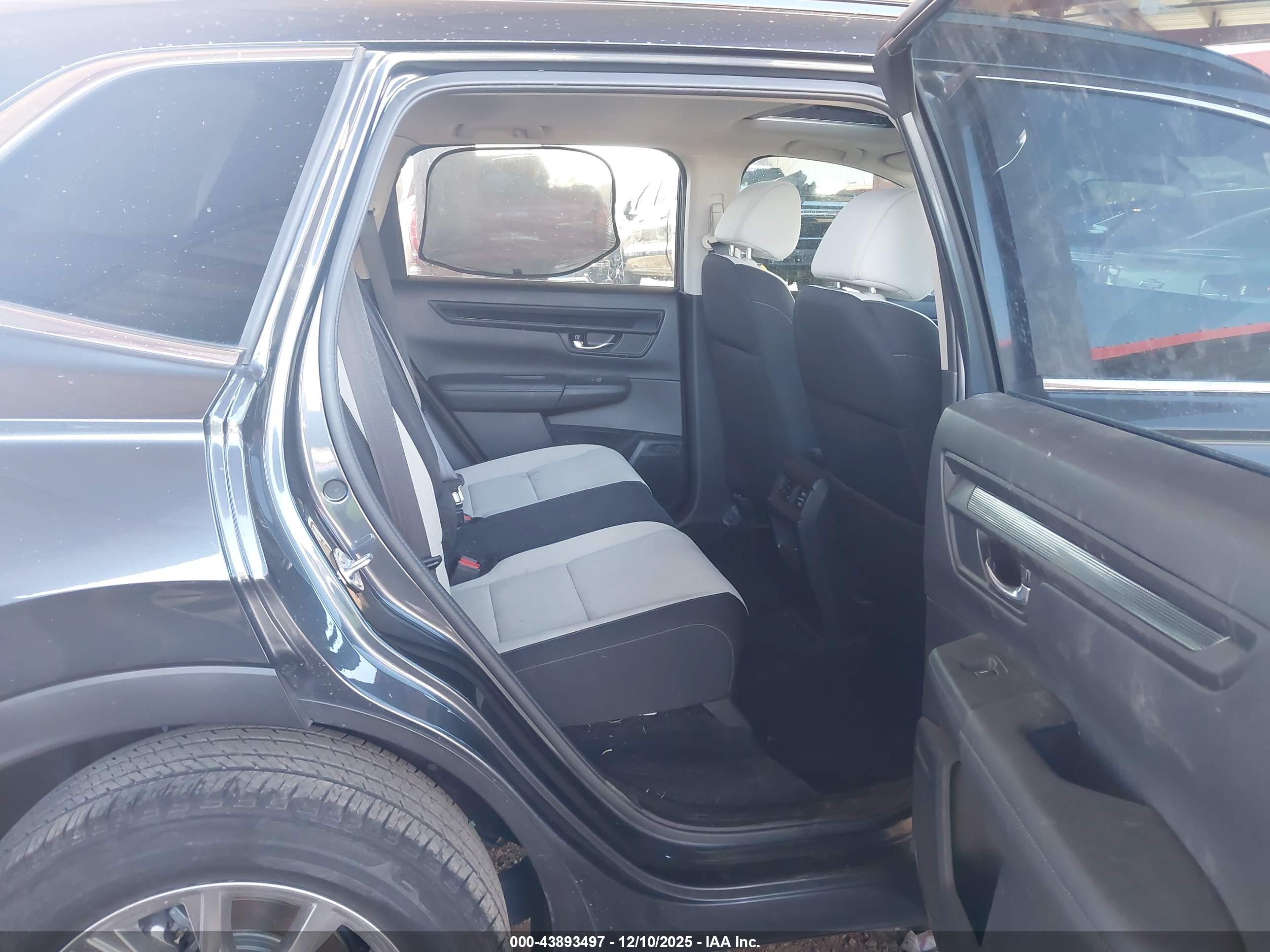 HONDA CR-V image 8
