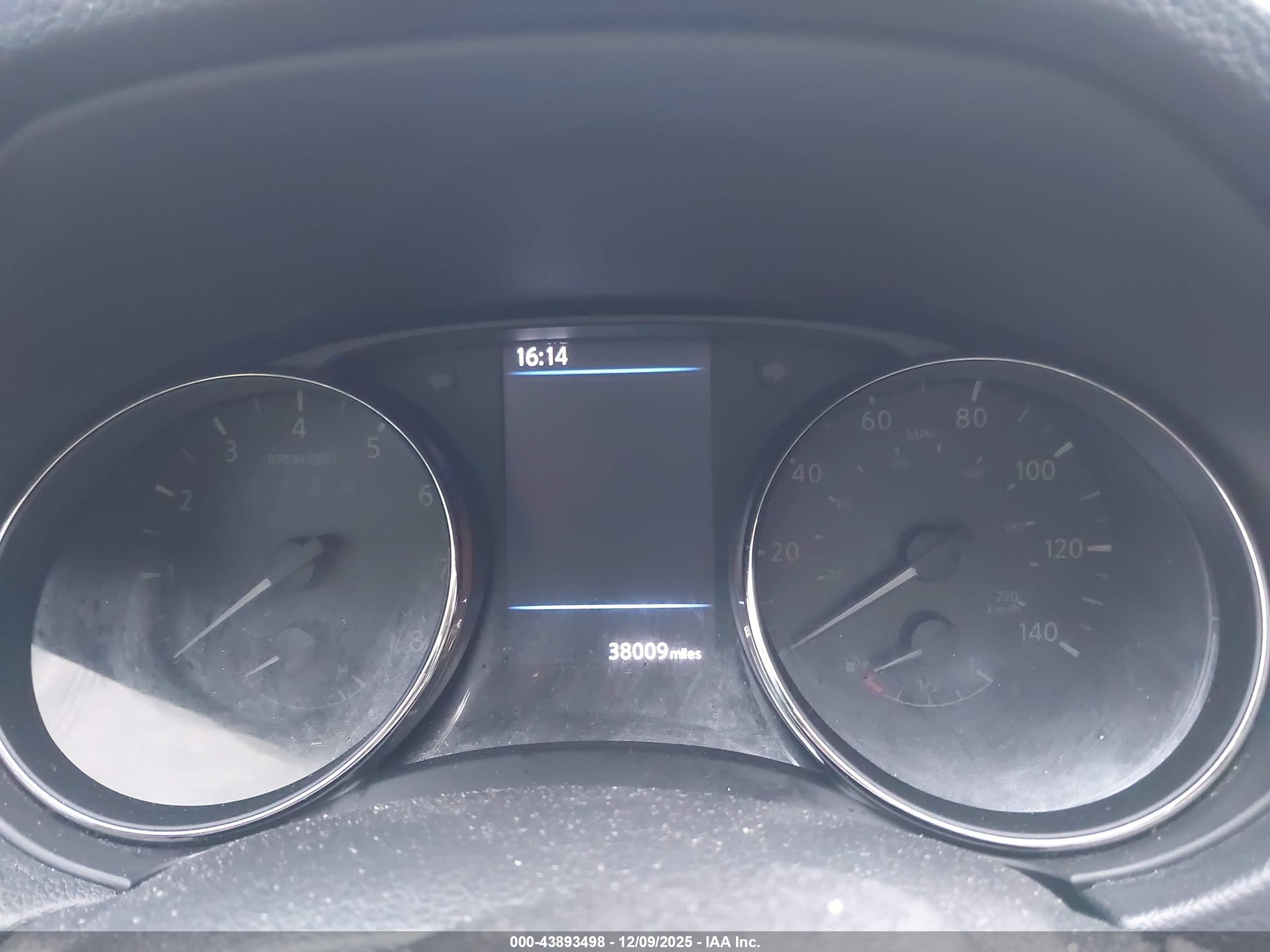 NISSAN ROGUE image 7