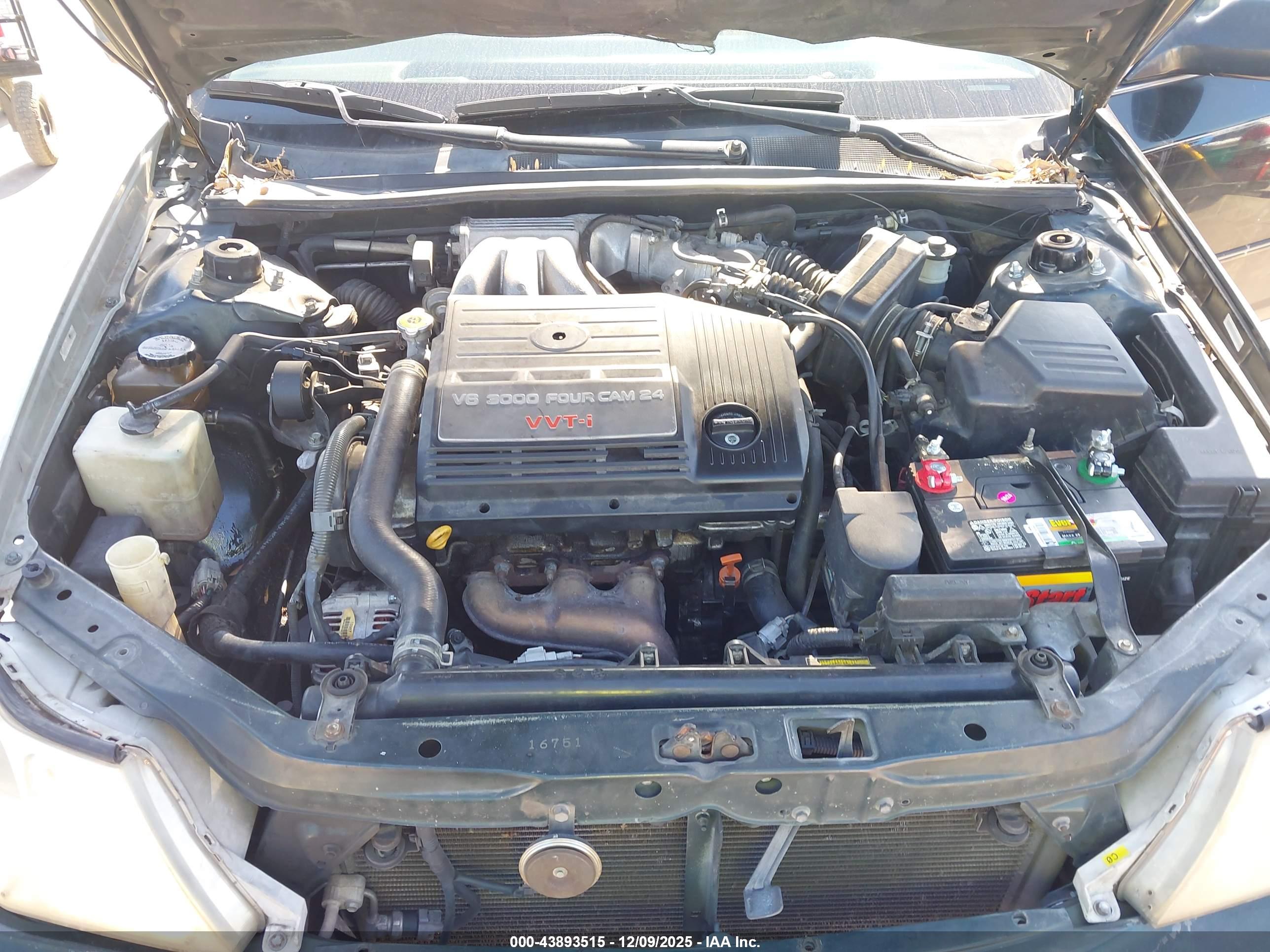 TOYOTA AVALON image 10