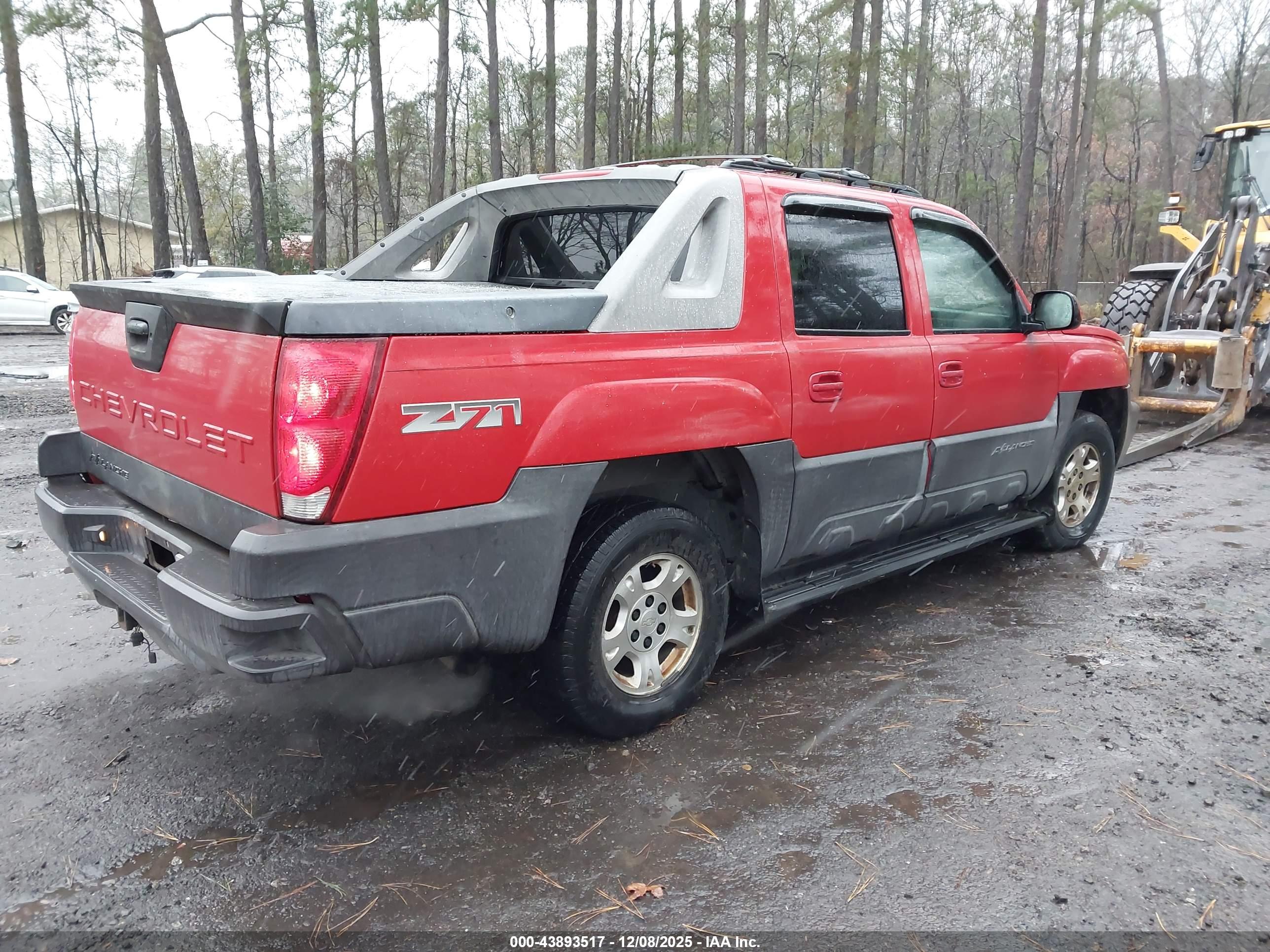 CHEVROLET AVALANCHE image 4