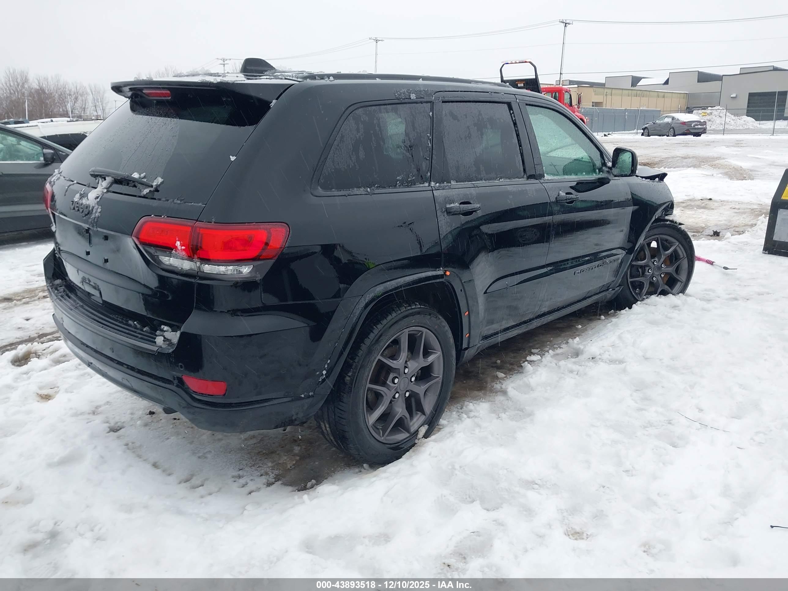 JEEP GRAND image 4