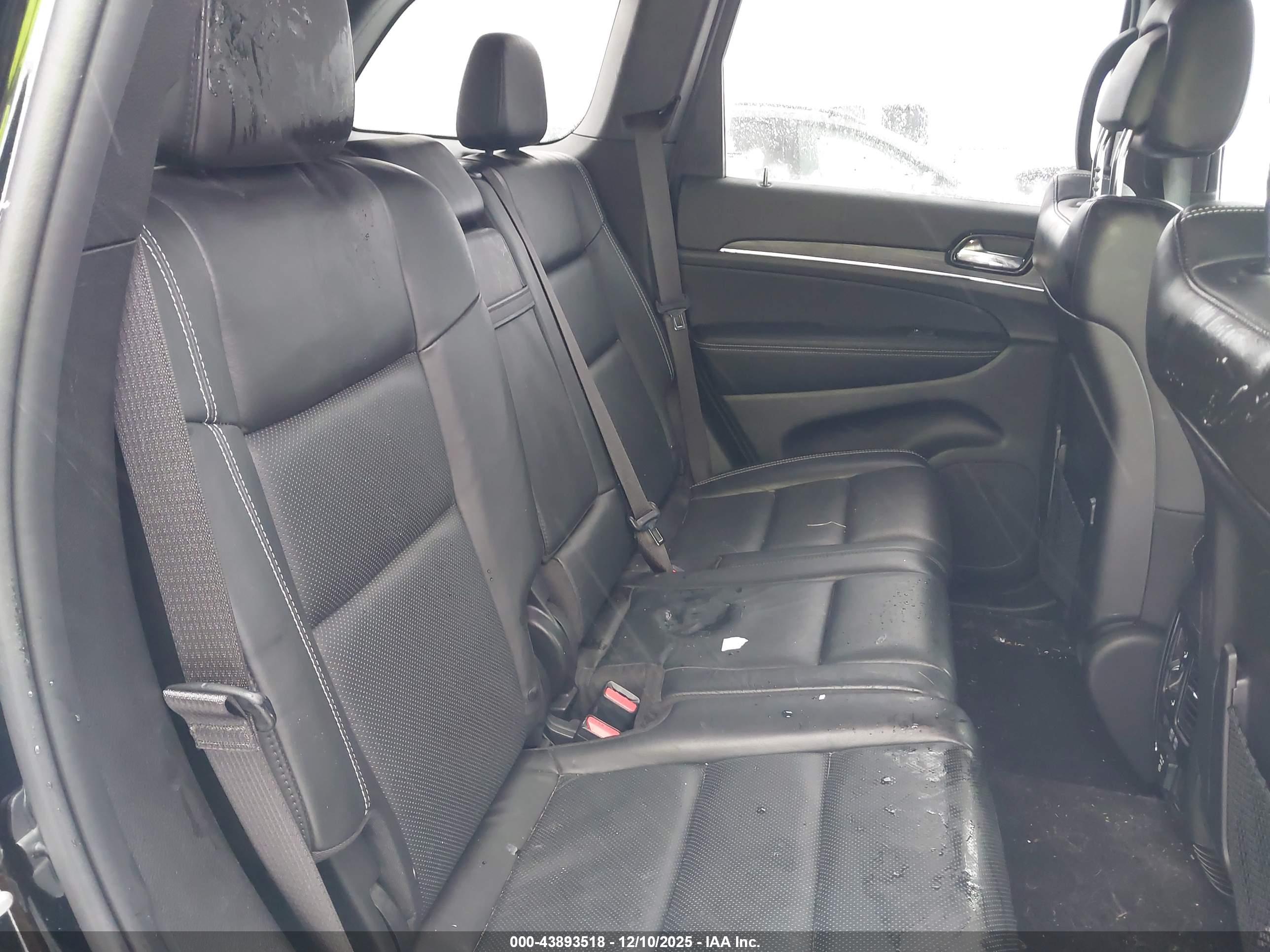 JEEP GRAND image 8