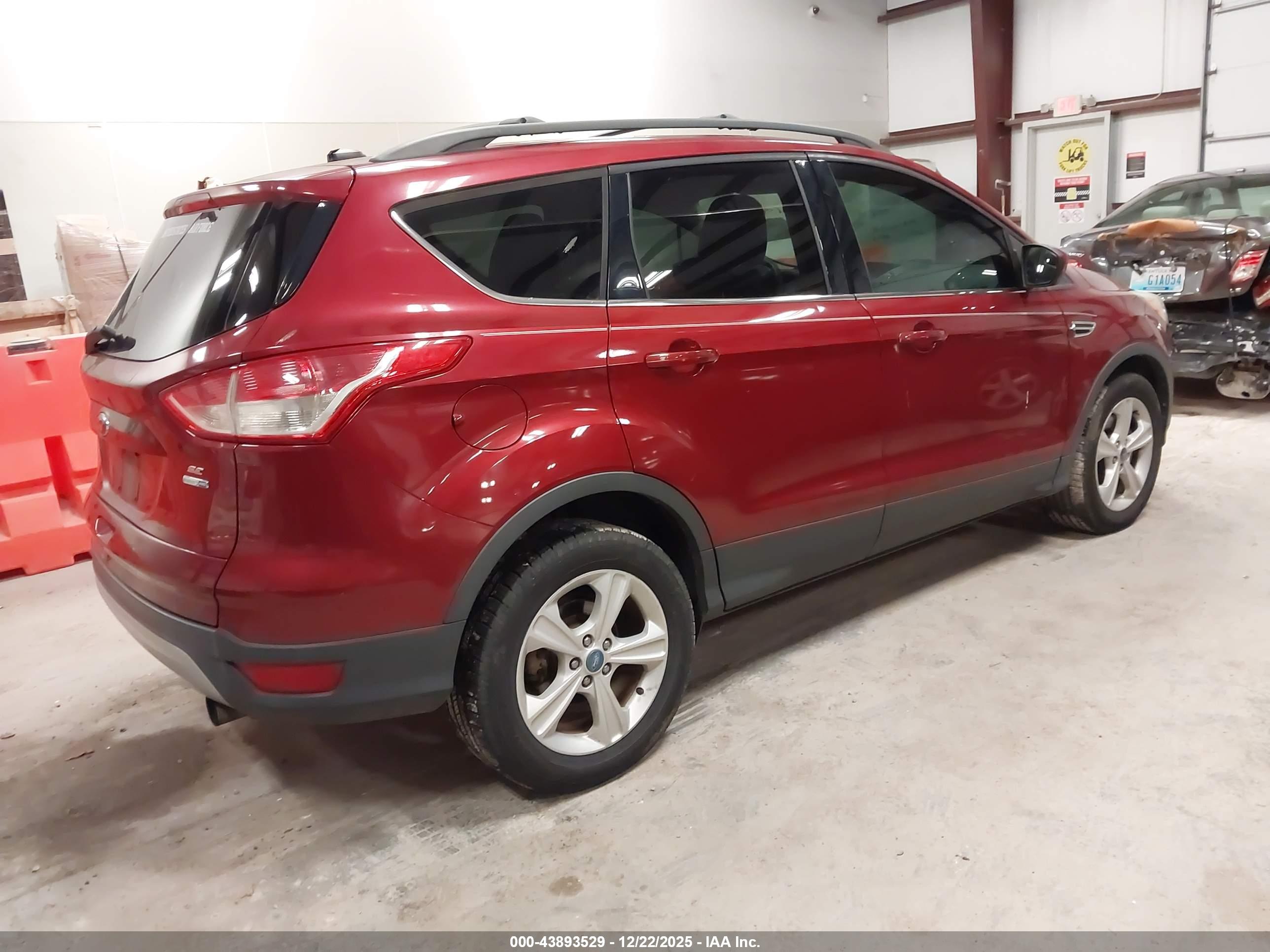 FORD ESCAPE image 4