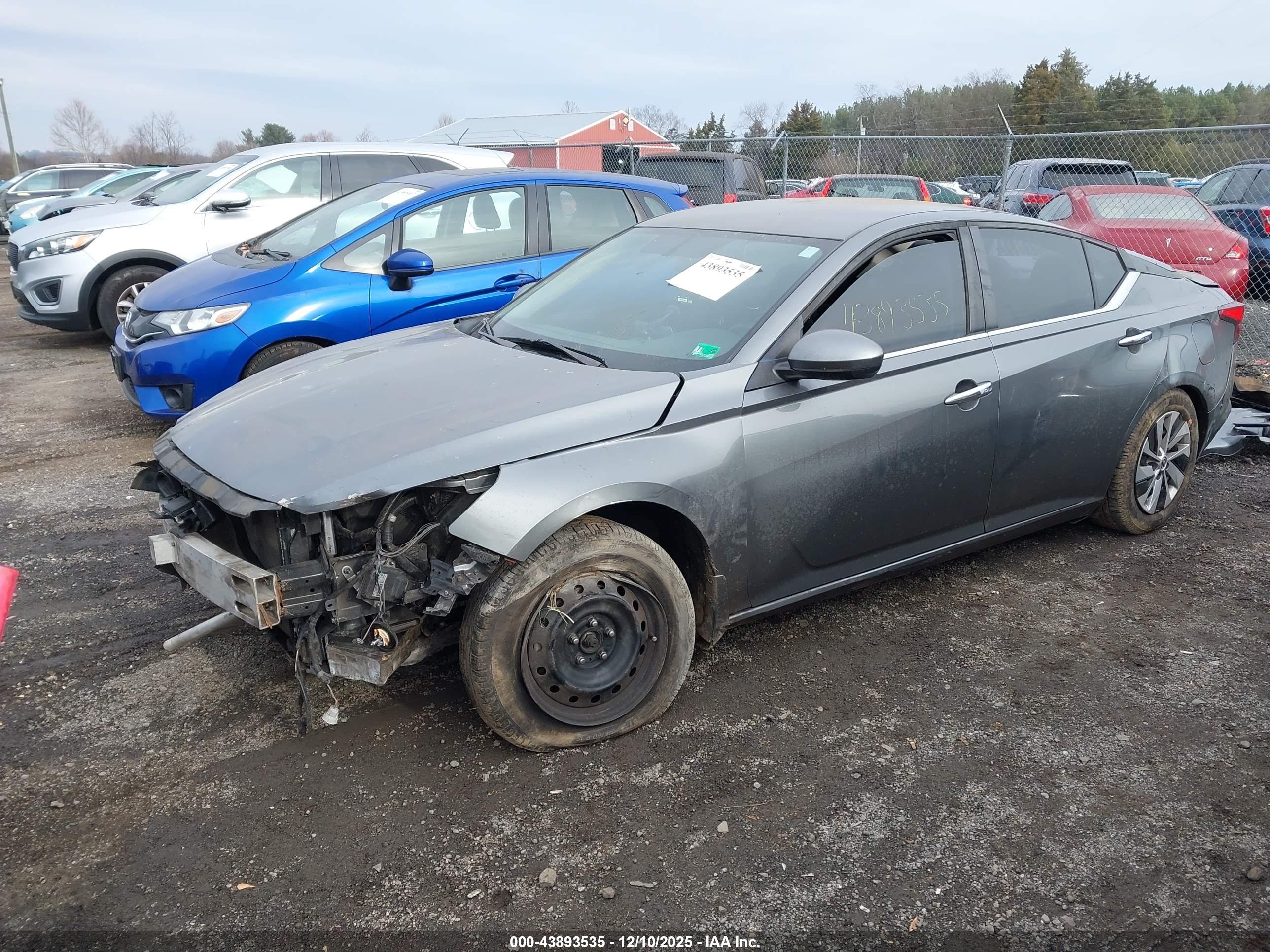 NISSAN ALTIMA image 2