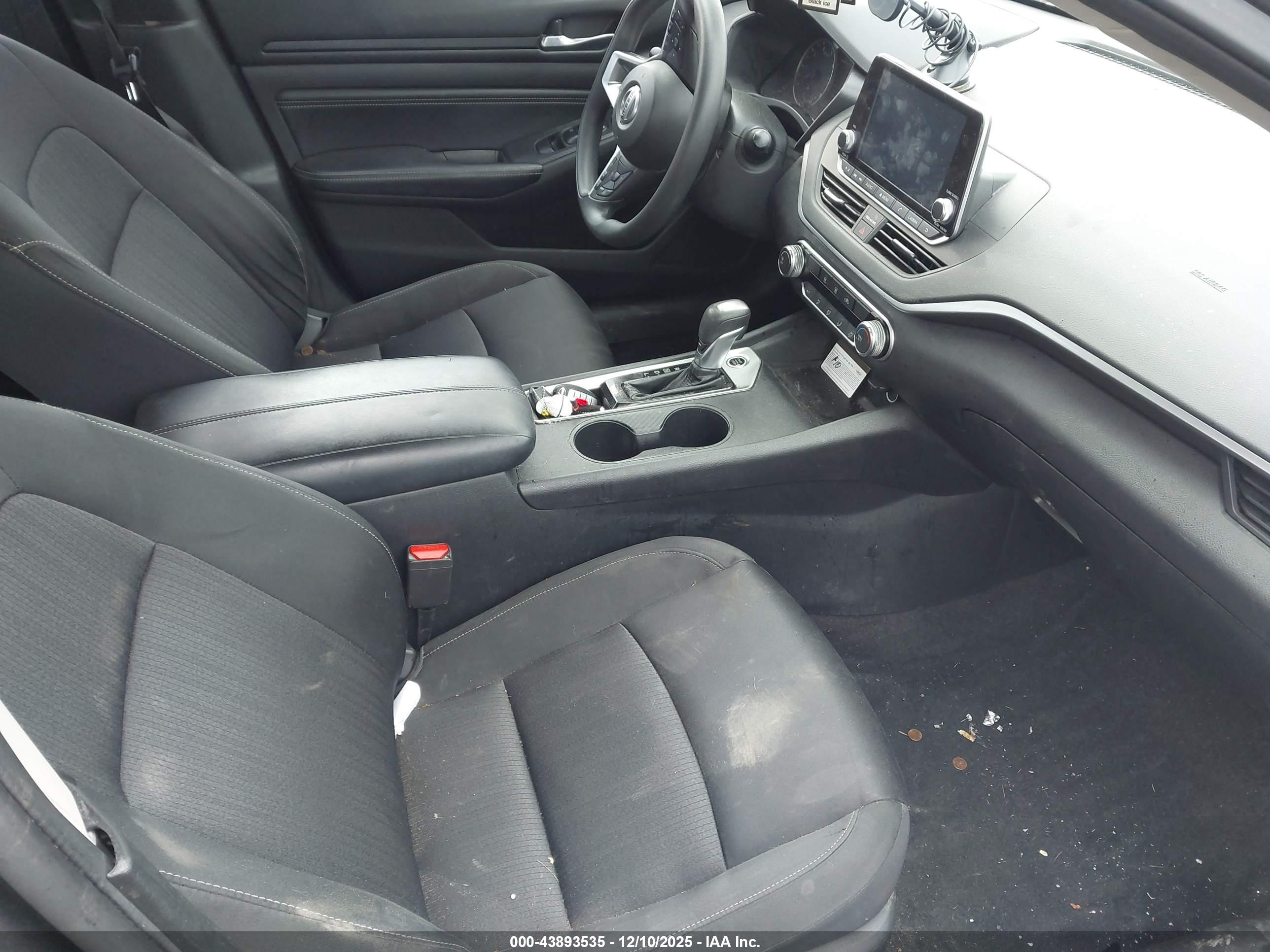 NISSAN ALTIMA image 5
