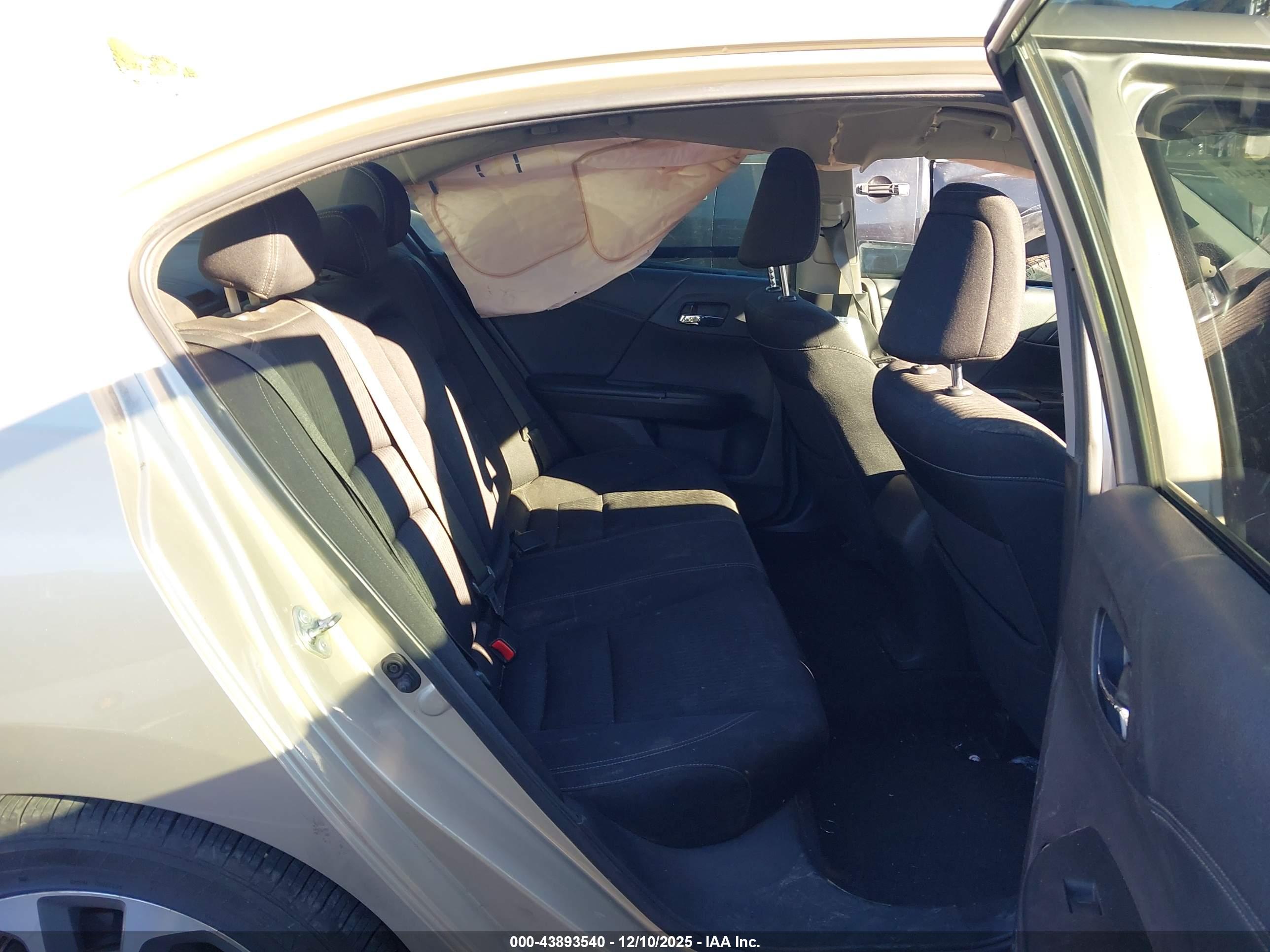 HONDA ACCORD image 8