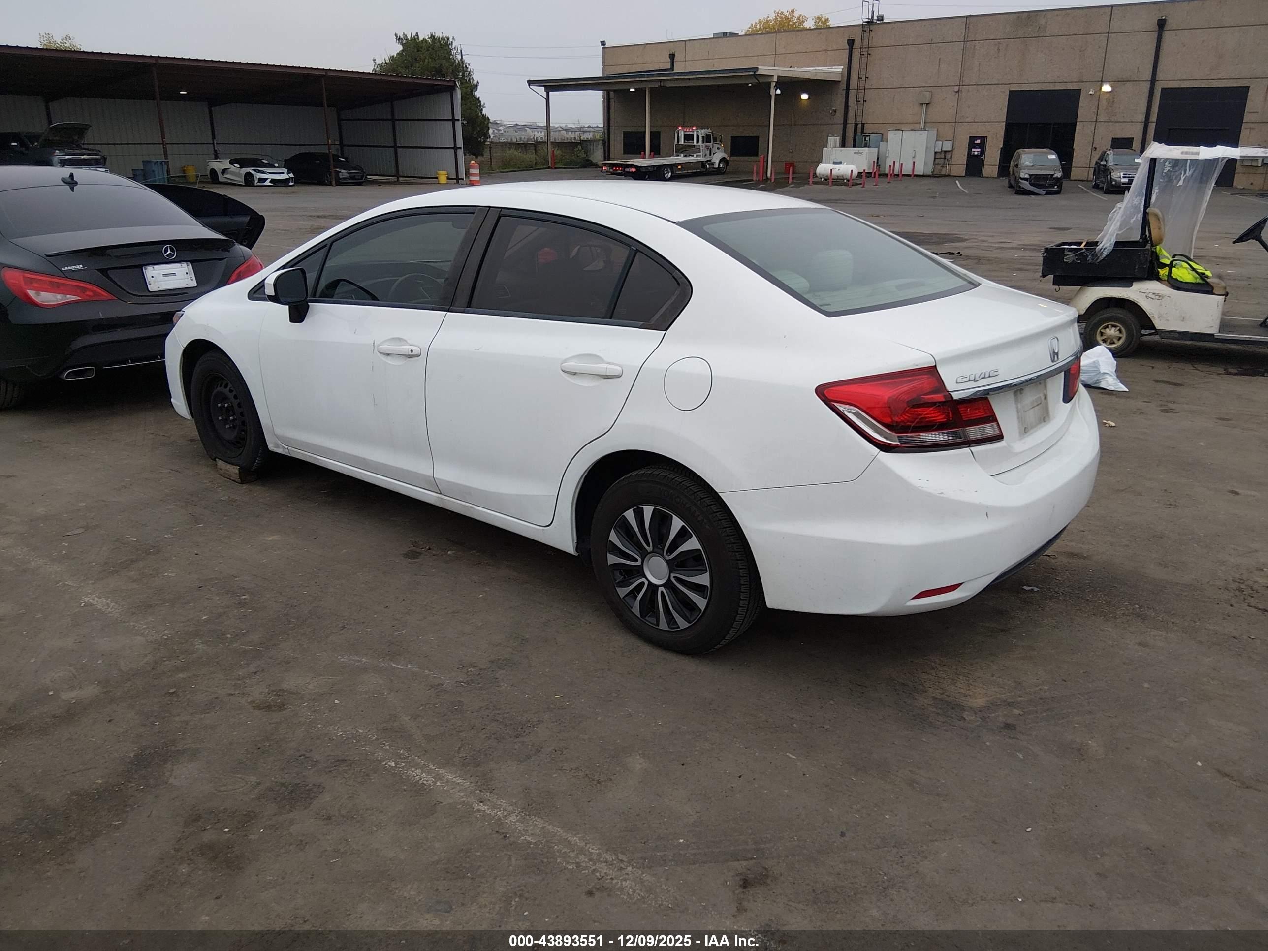 HONDA CIVIC image 3