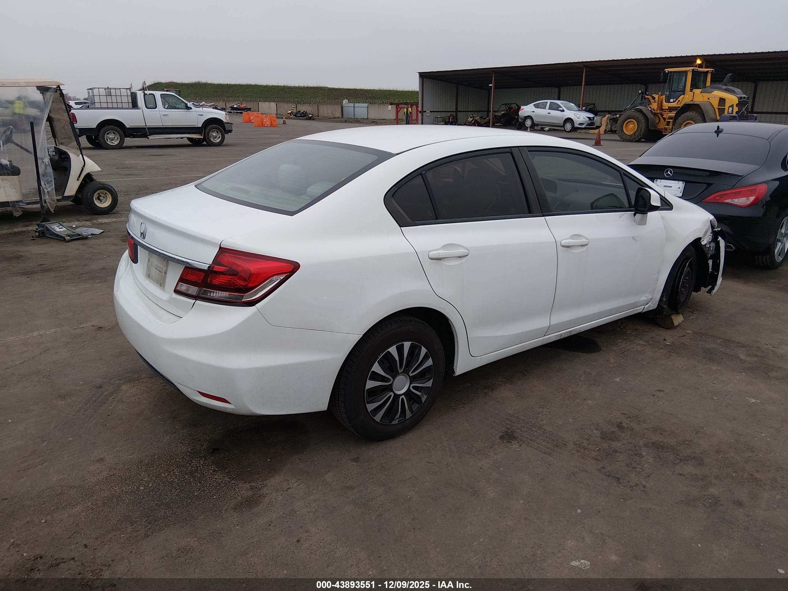 HONDA CIVIC image 4