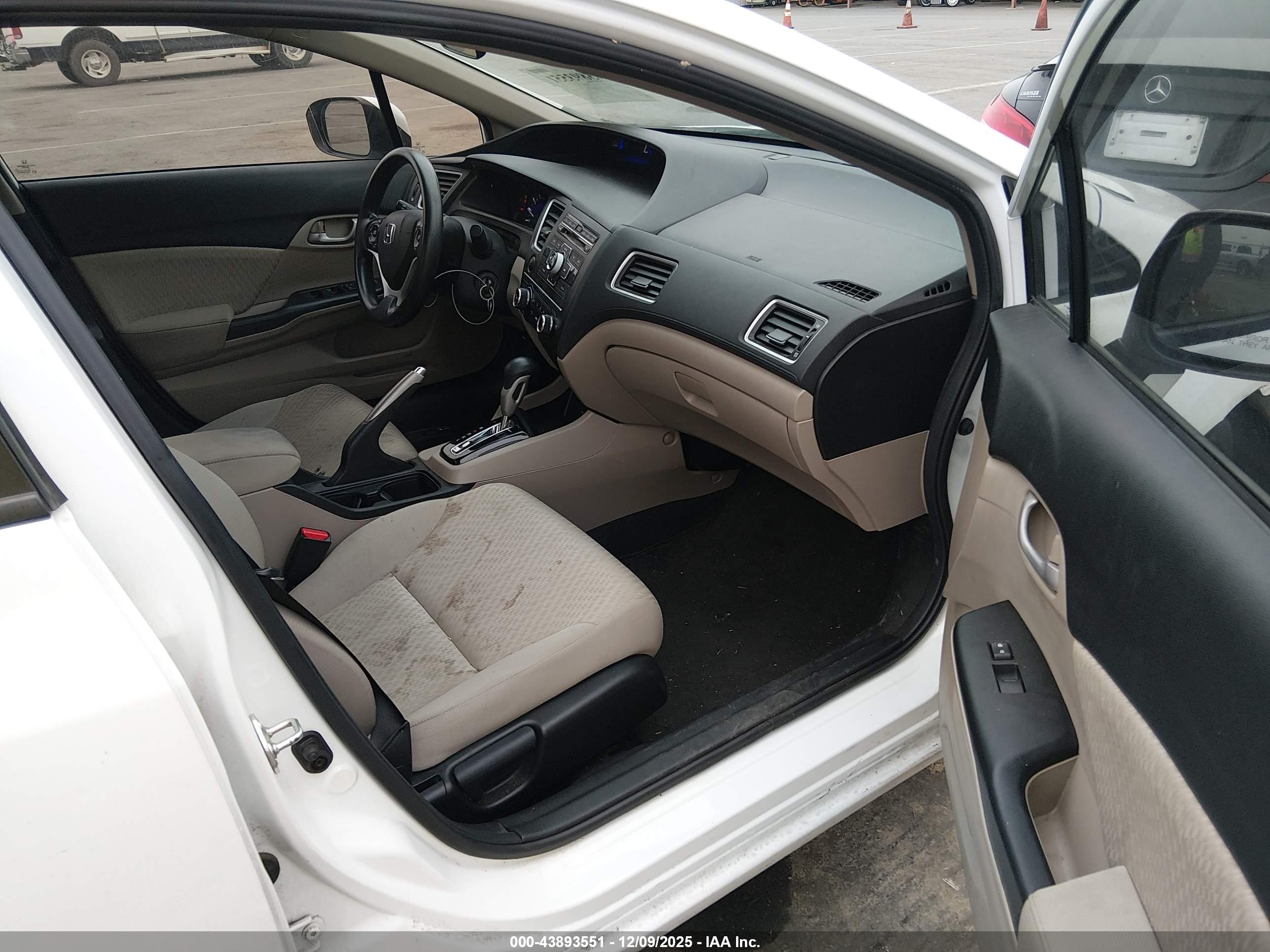 HONDA CIVIC image 5