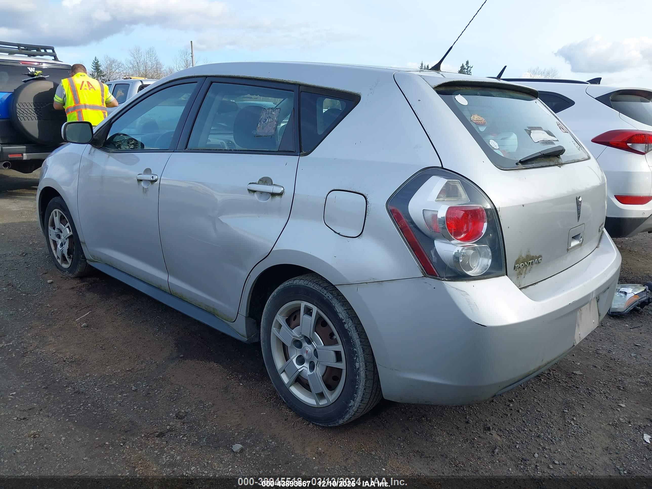 PONTIAC VIBE image 3