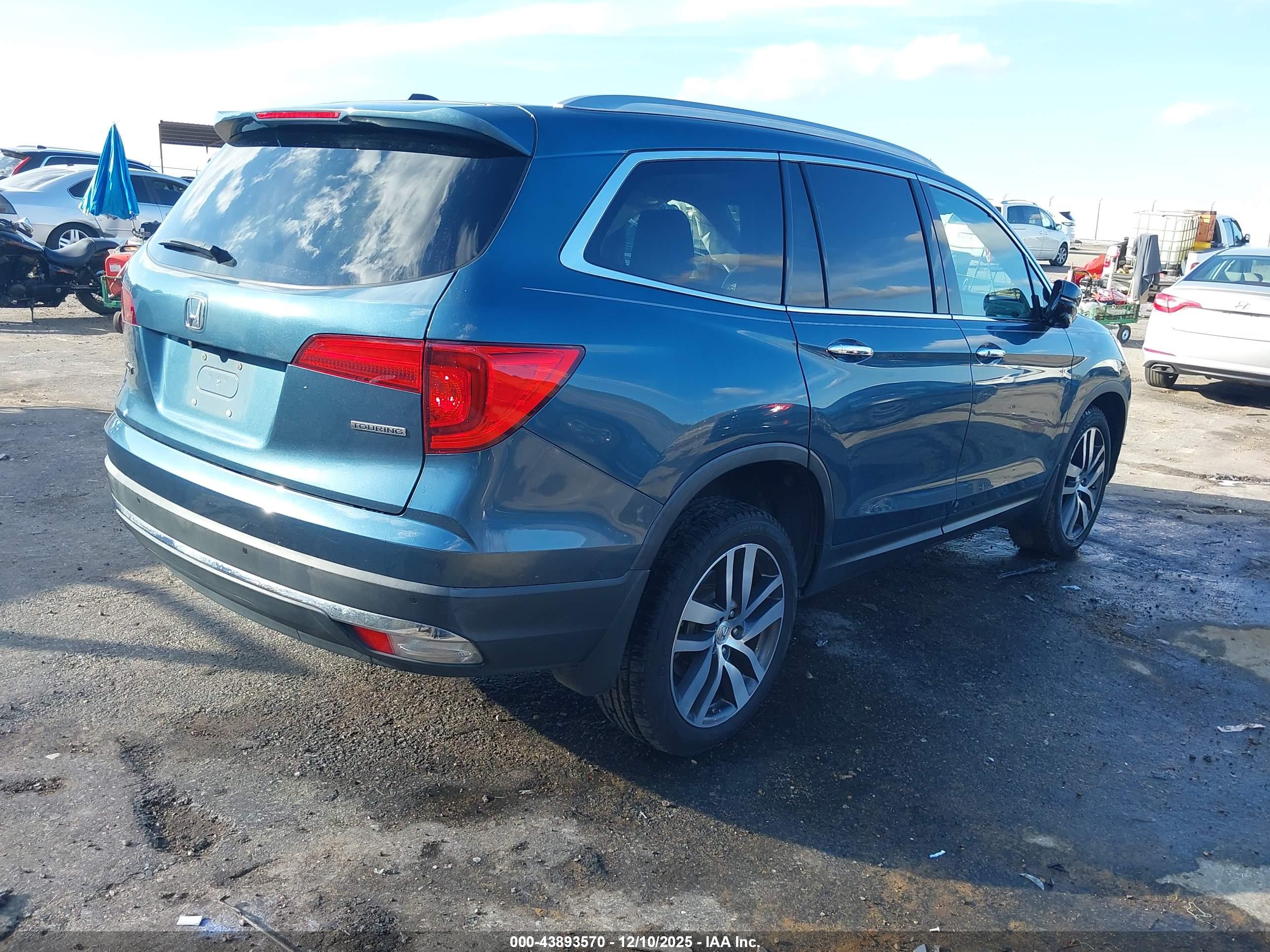 HONDA PILOT image 4