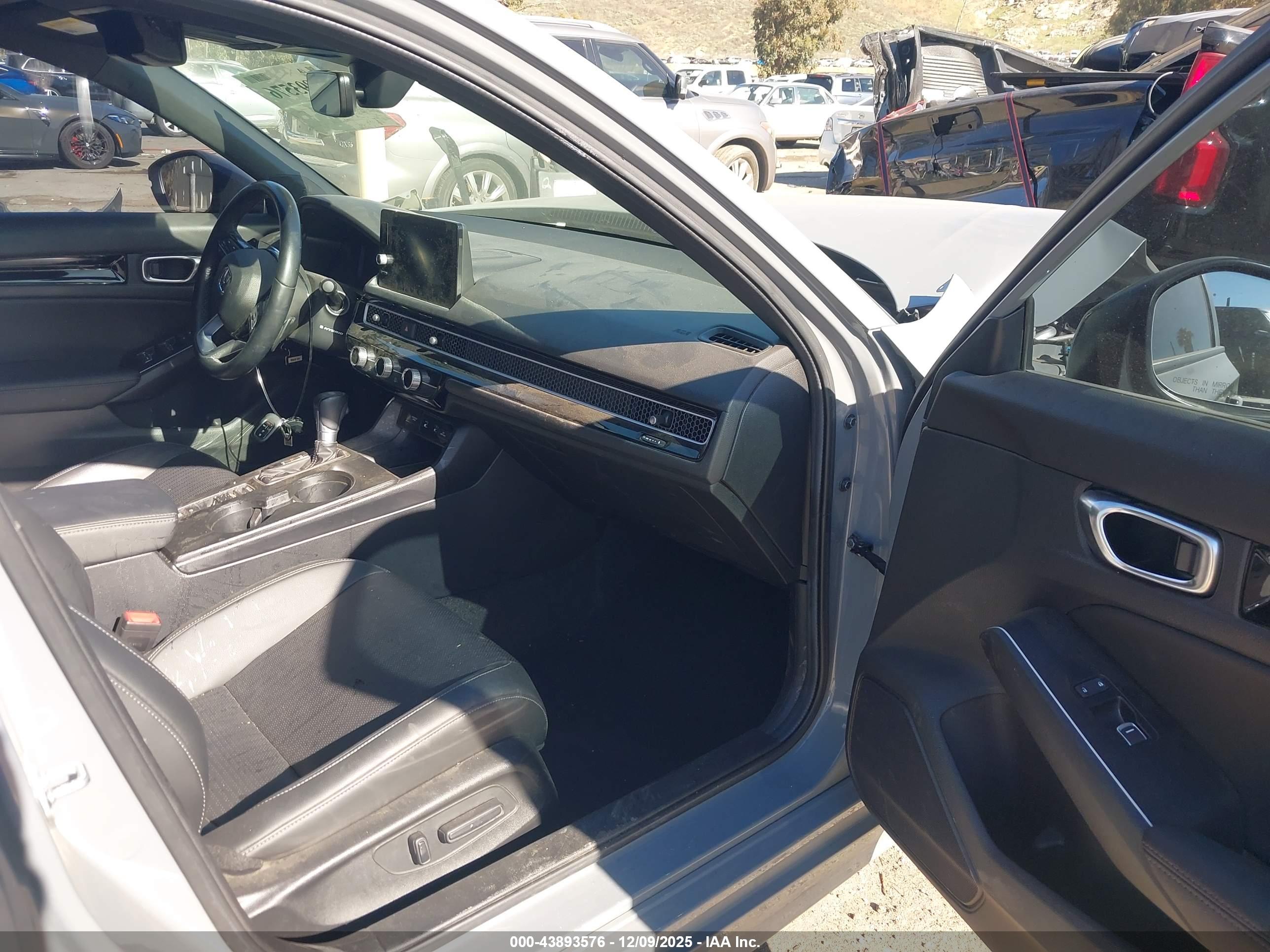 HONDA CIVIC image 5