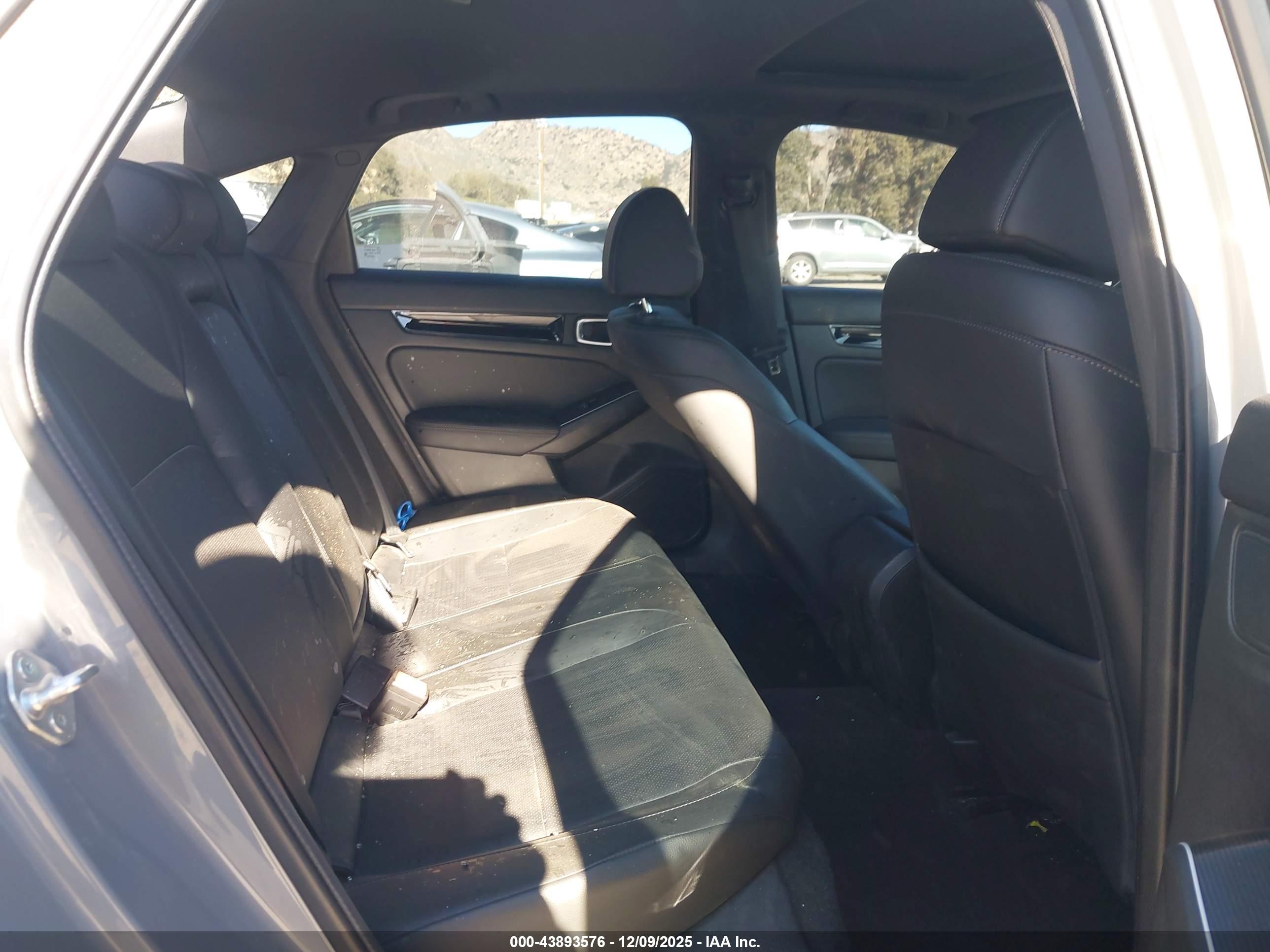 HONDA CIVIC image 8