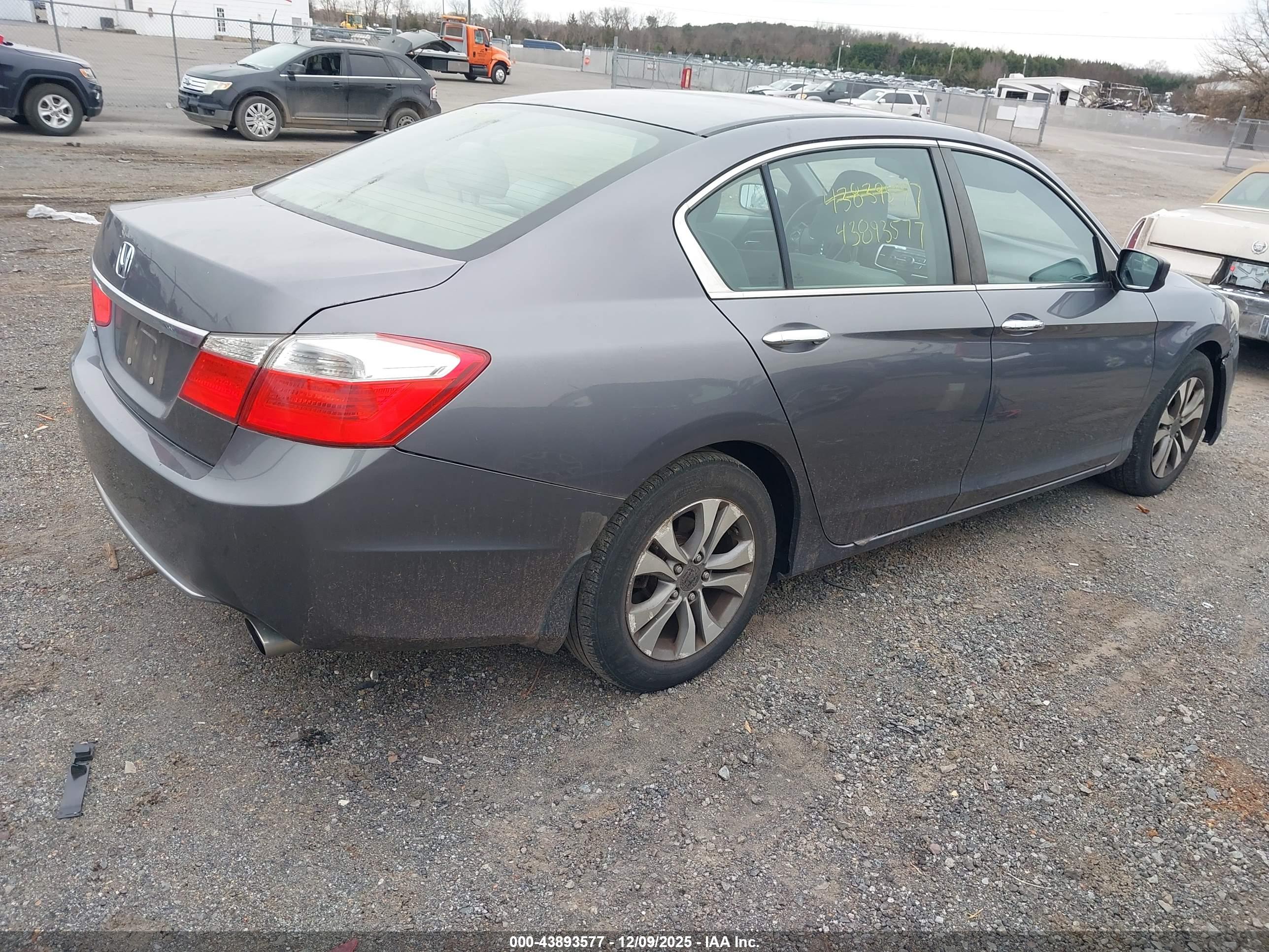 HONDA ACCORD image 4