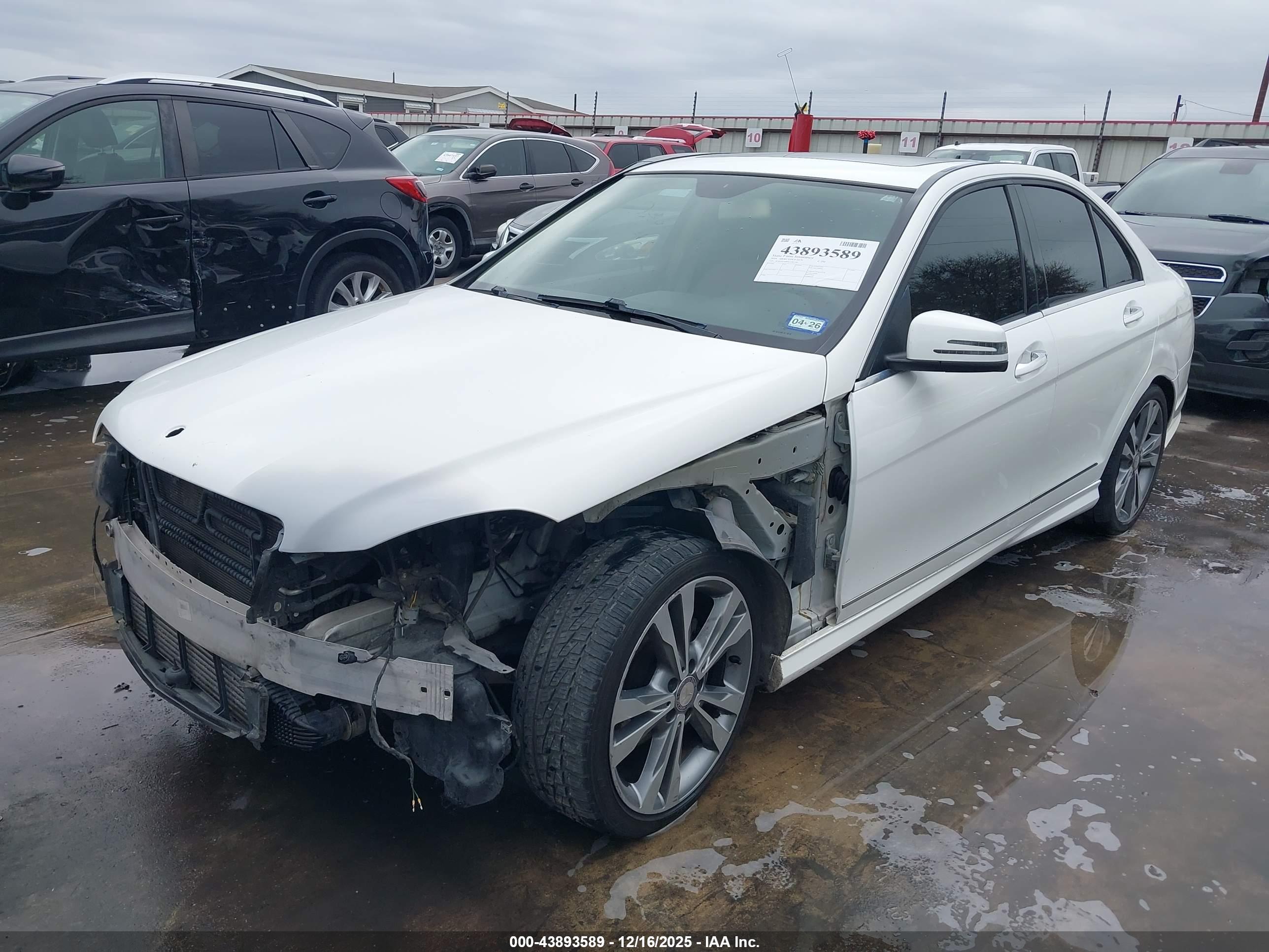 MERCEDES-BENZ C image 2