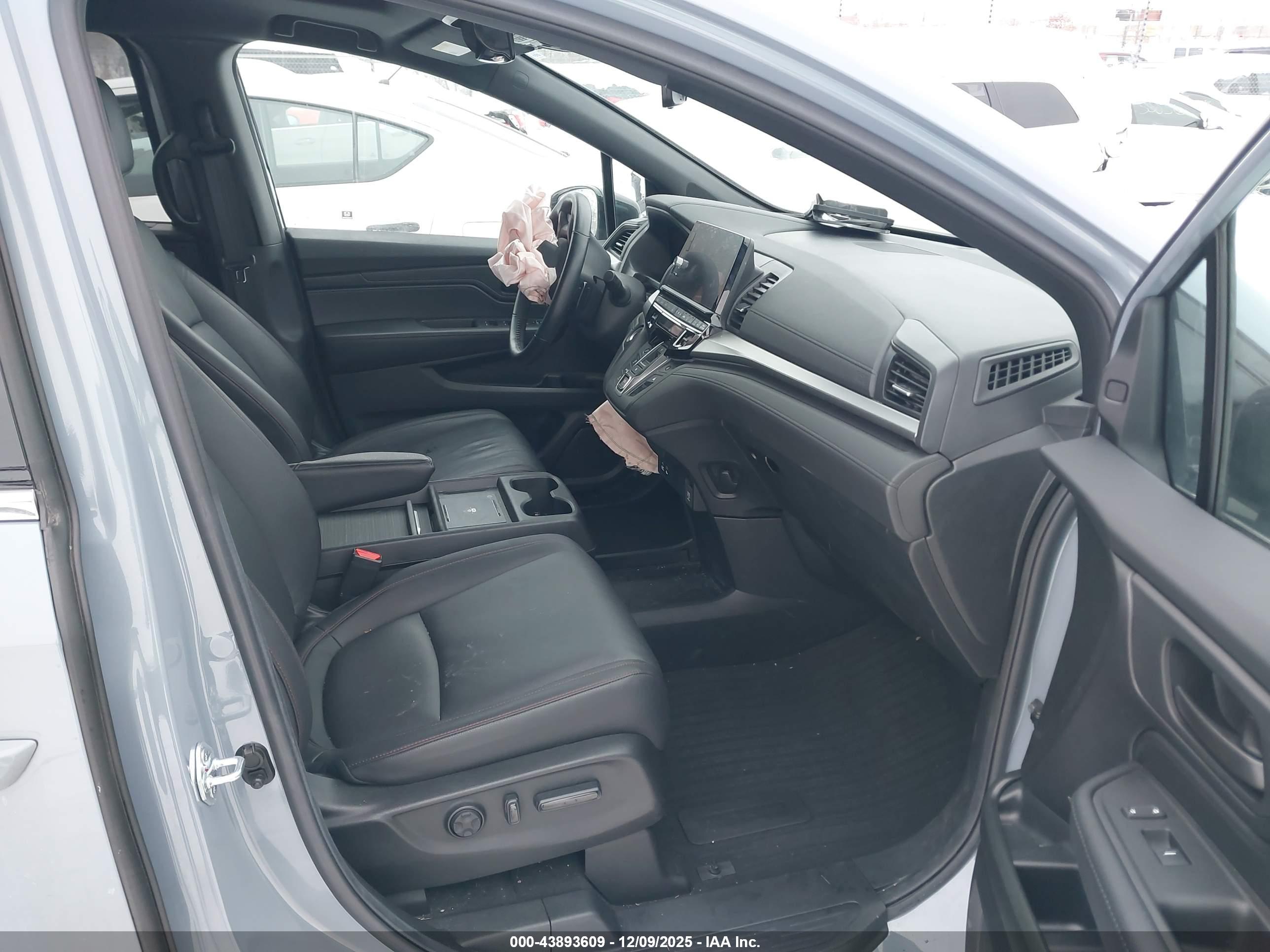 HONDA ODYSSEY image 5