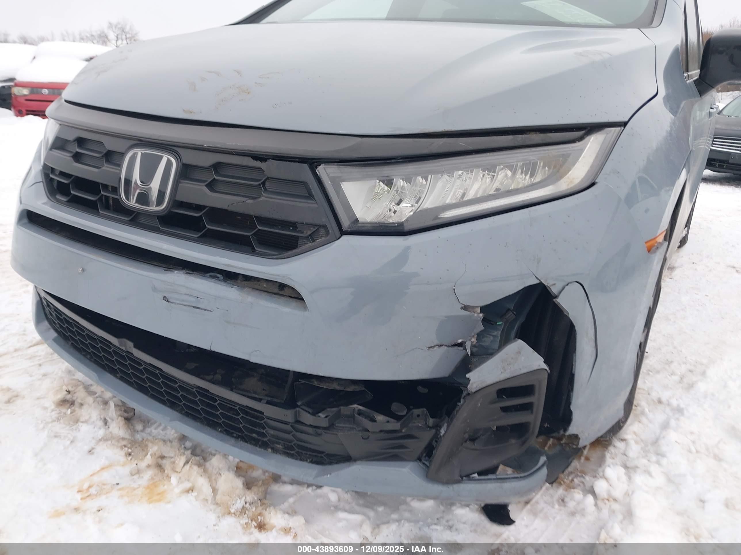 HONDA ODYSSEY image 6
