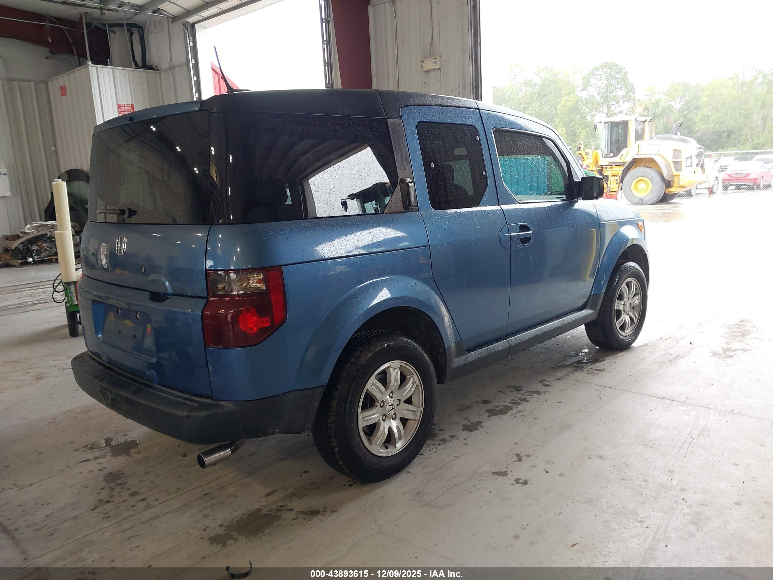 HONDA ELEMENT image 4
