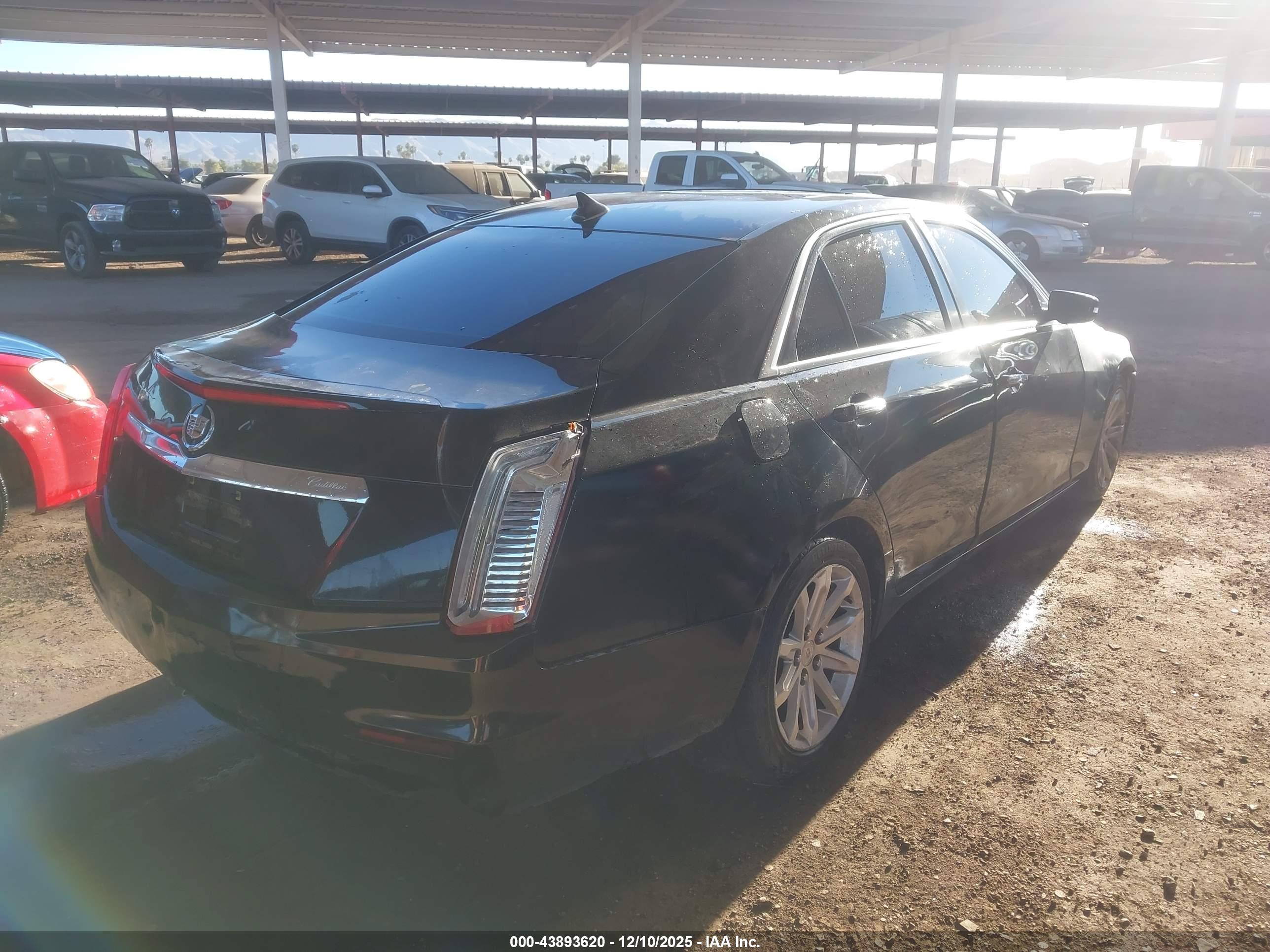 CADILLAC CTS image 4
