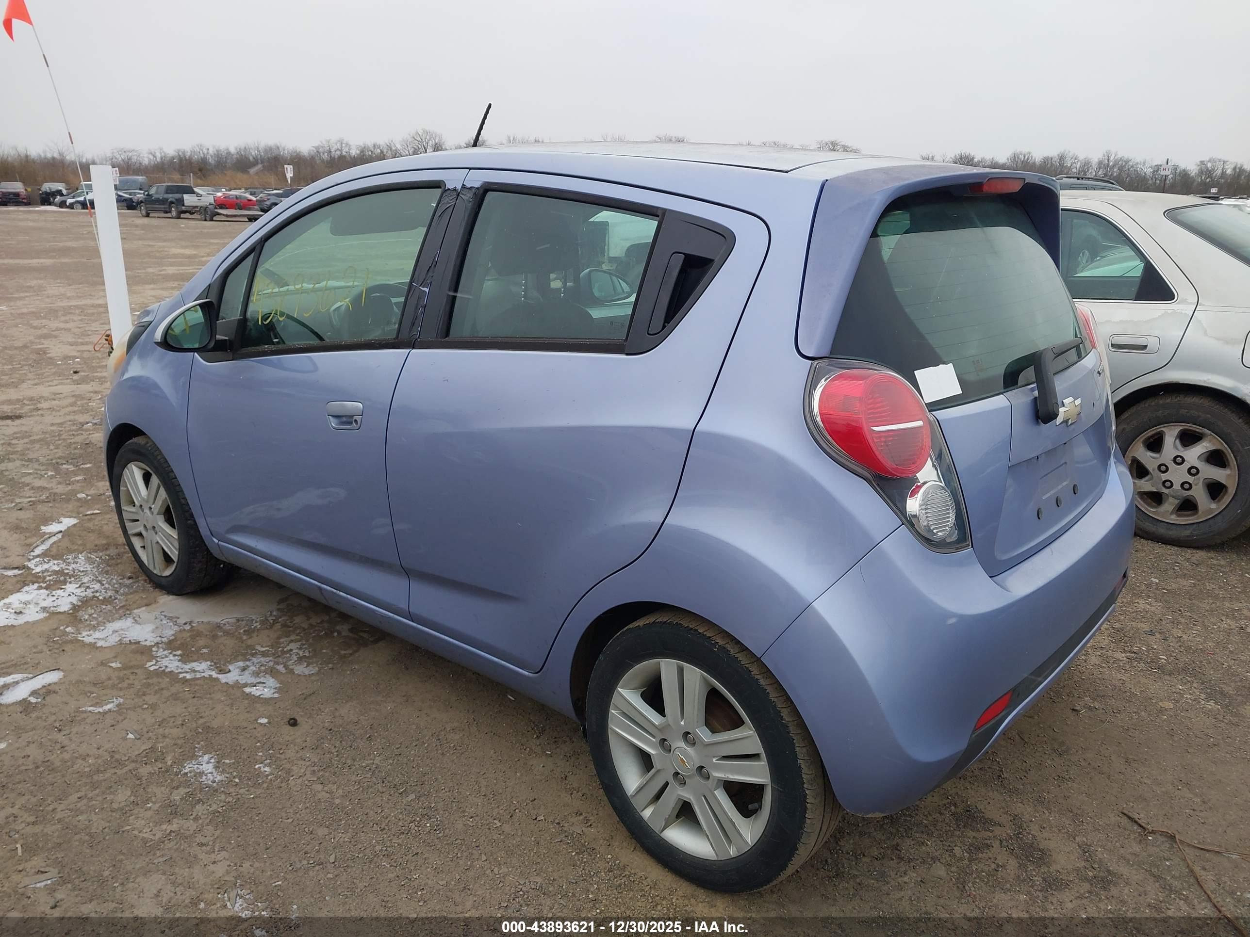 CHEVROLET SPARK image 3