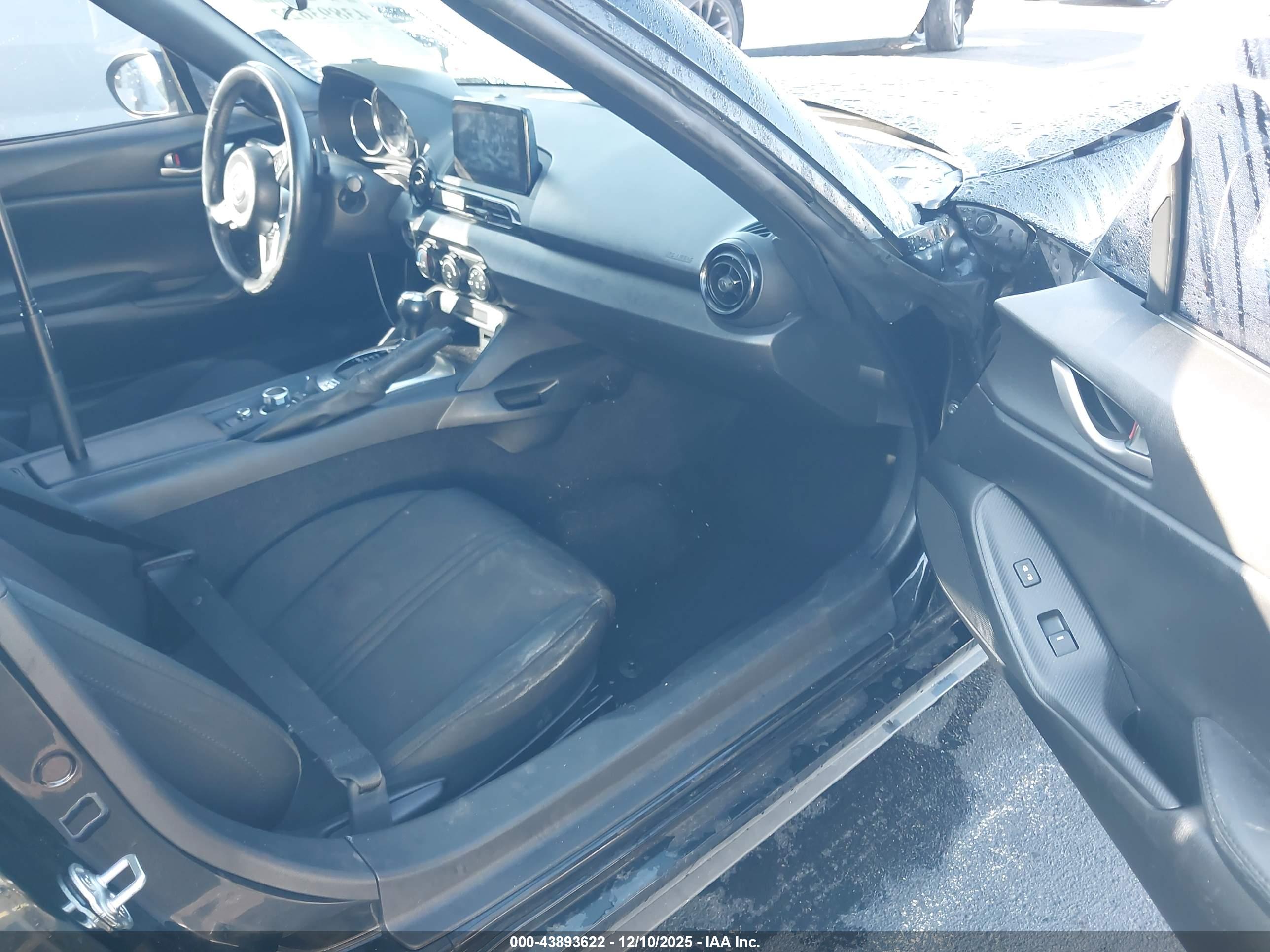MAZDA MX-5 image 5